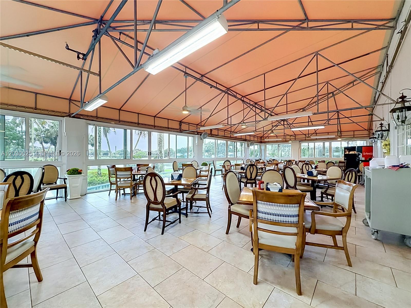 5591 3 / 2 1658 sq. ft. $ 2026-08-12 0 foto