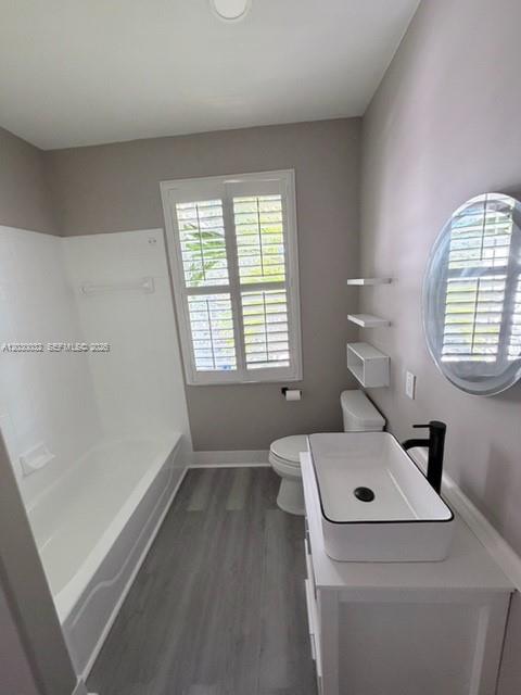 Photo of 1125 Satinleaf St  (1125), Hollywood, Florida, 33019 - Upstairs