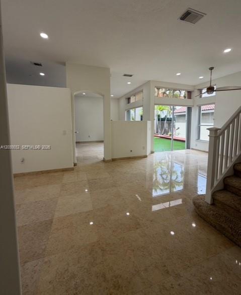 Photo of 1125 Satinleaf St  (1125), Hollywood, Florida, 33019 - 