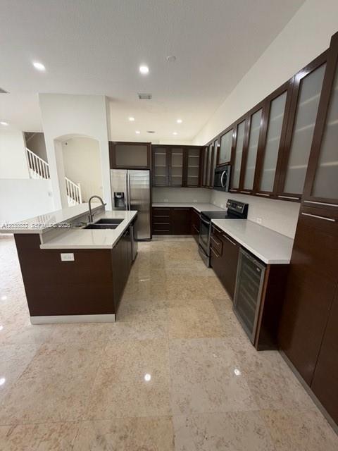 Photo of 1125 Satinleaf St  (1125), Hollywood, Florida, 33019 - 