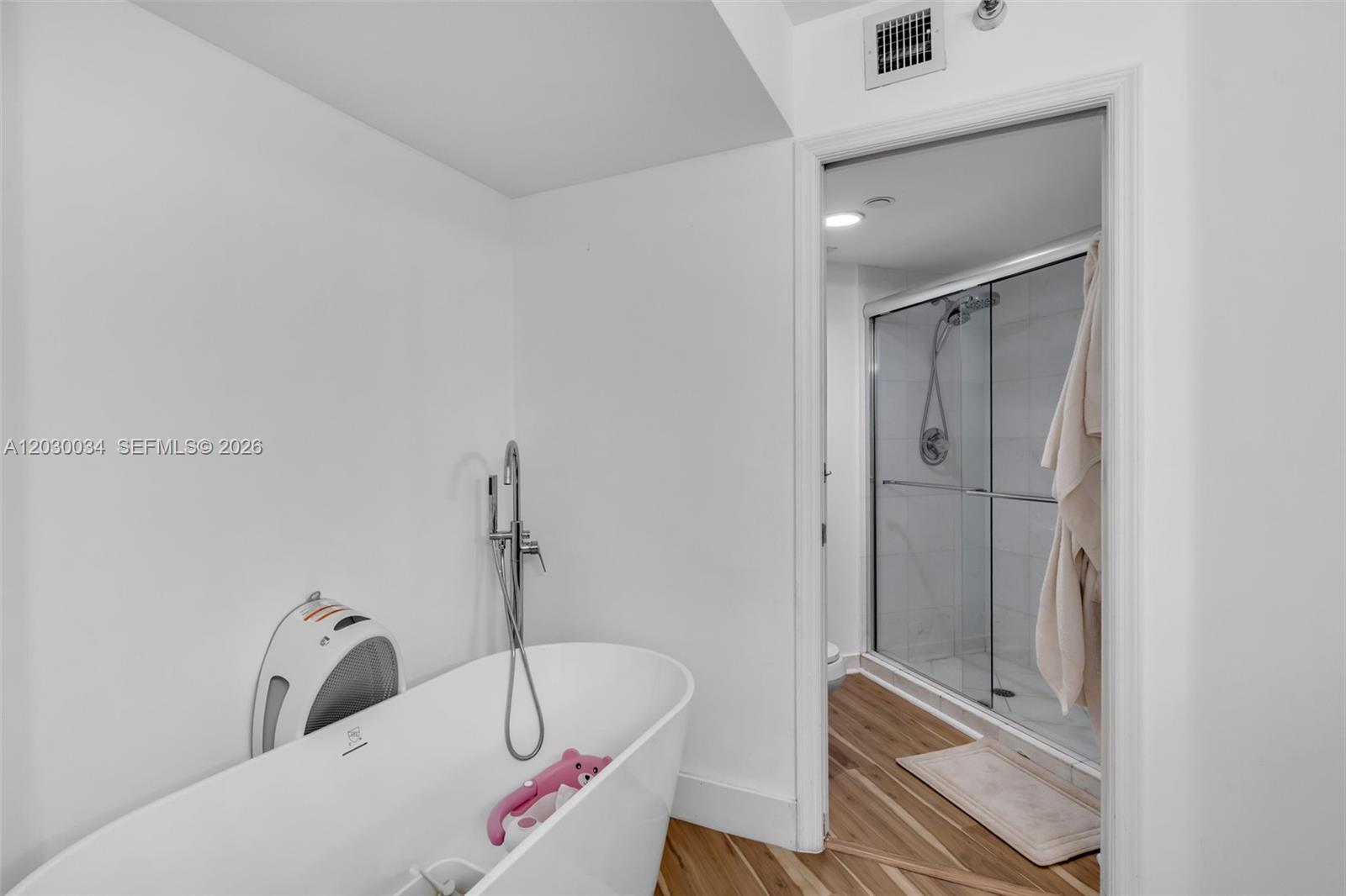 Photo of 3500 Mystic Pointe Dr  #1205, Aventura, Florida, 33180 - 