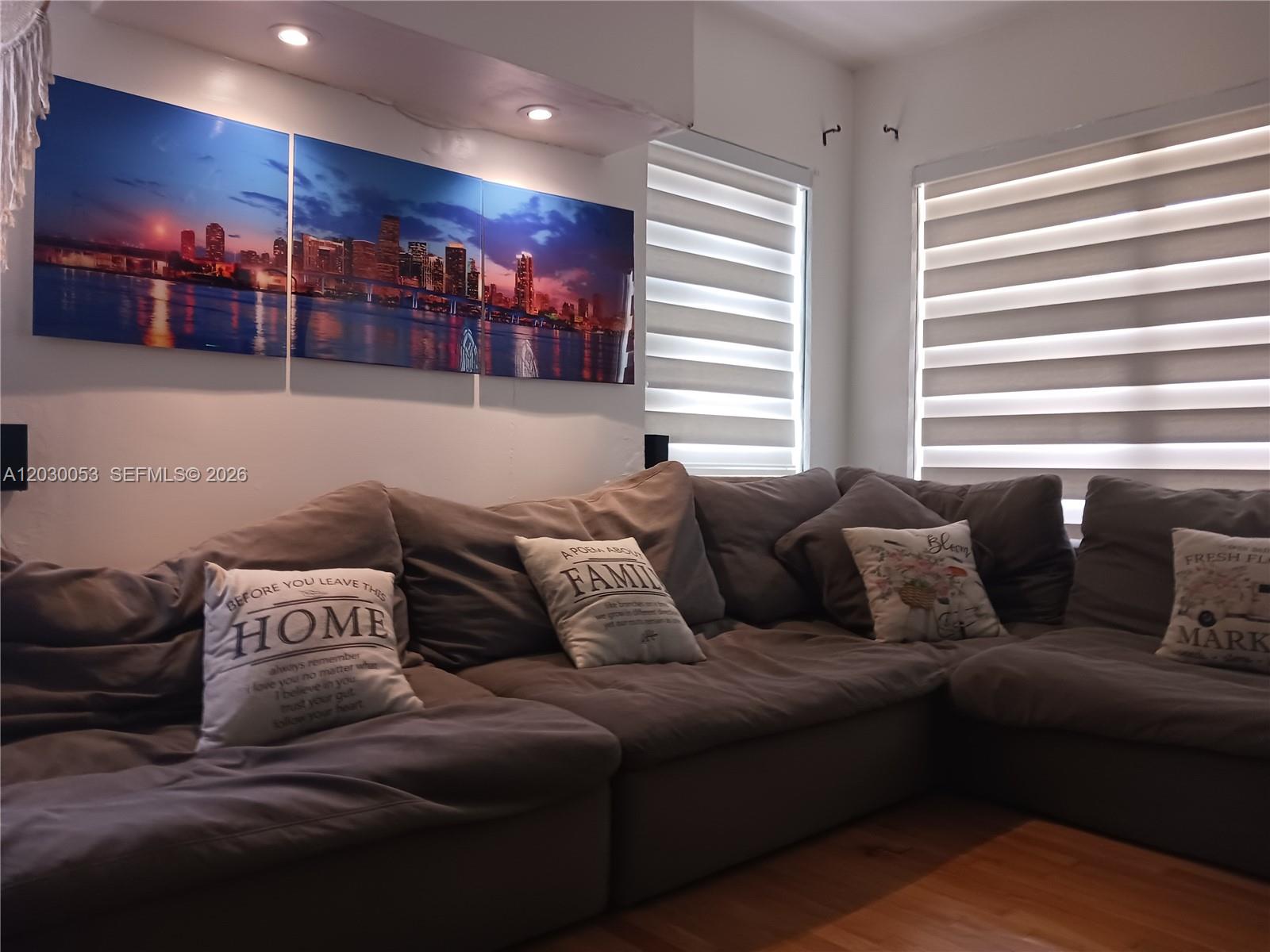 Ver detalles / 2942 sq. ft. $ 2026-06-03 0 foto