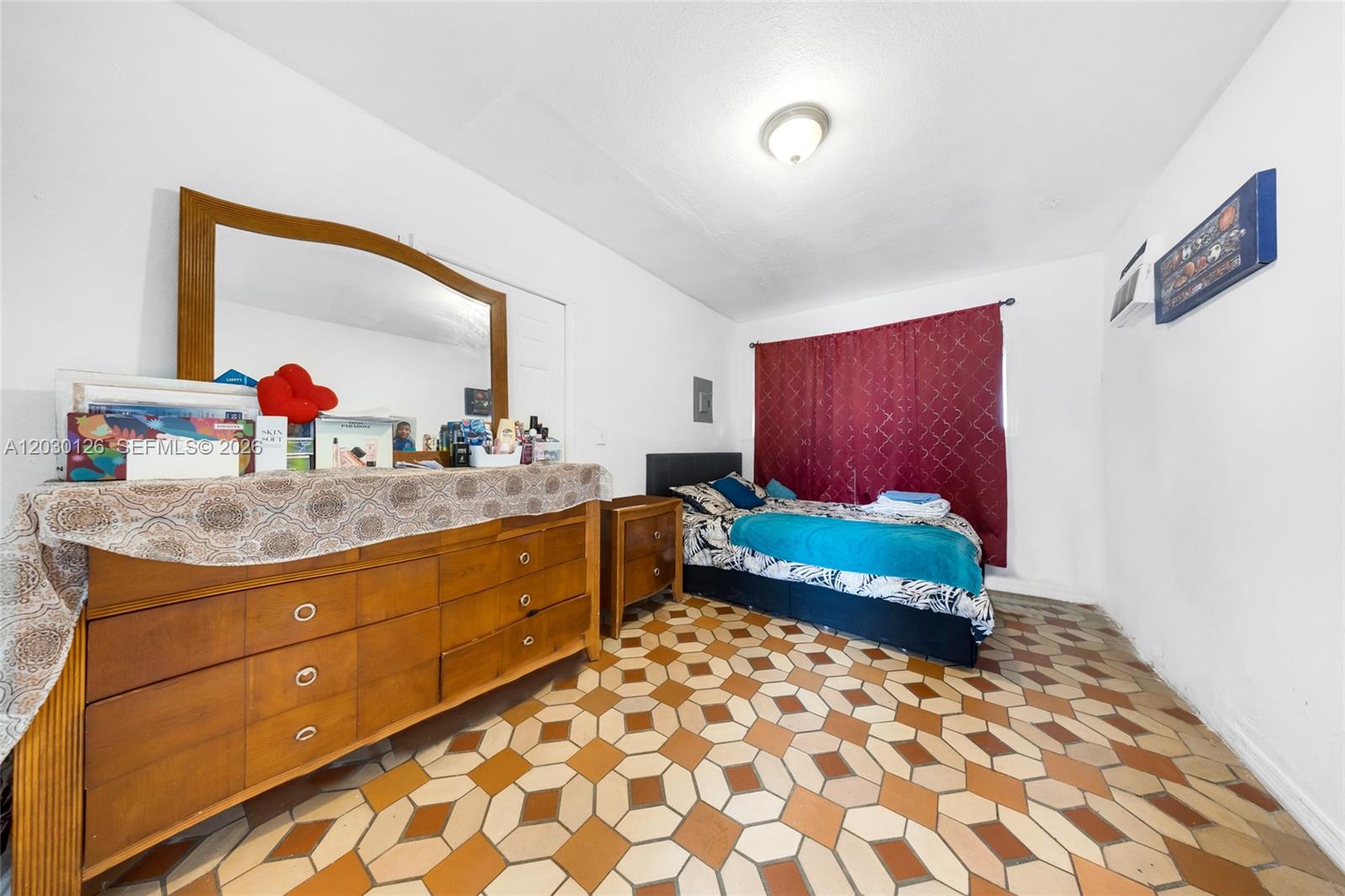 See details / sq. ft. $ 2026-06-03 0 Photo