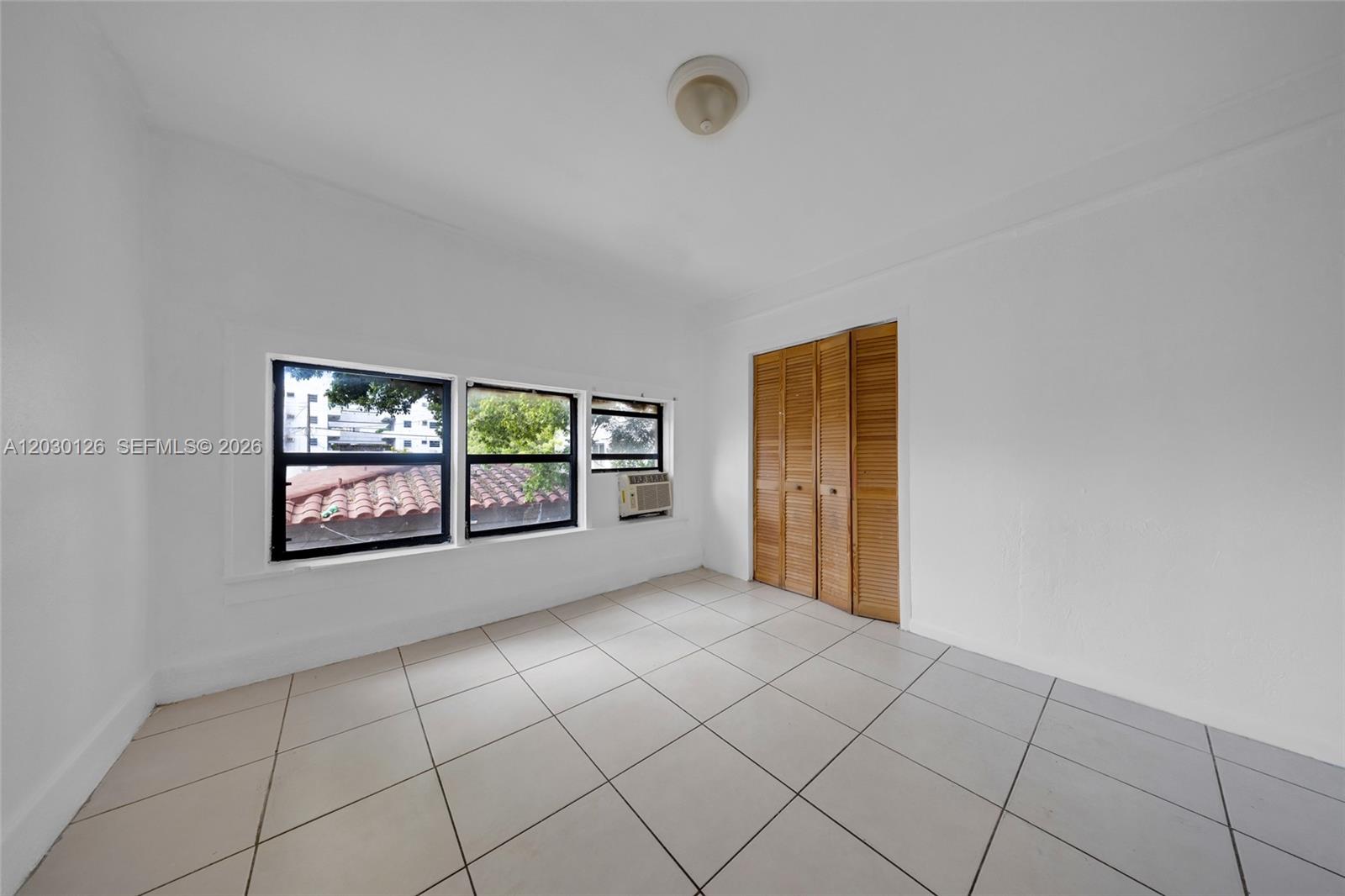 See details / sq. ft. $ 2026-06-03 0 Photo