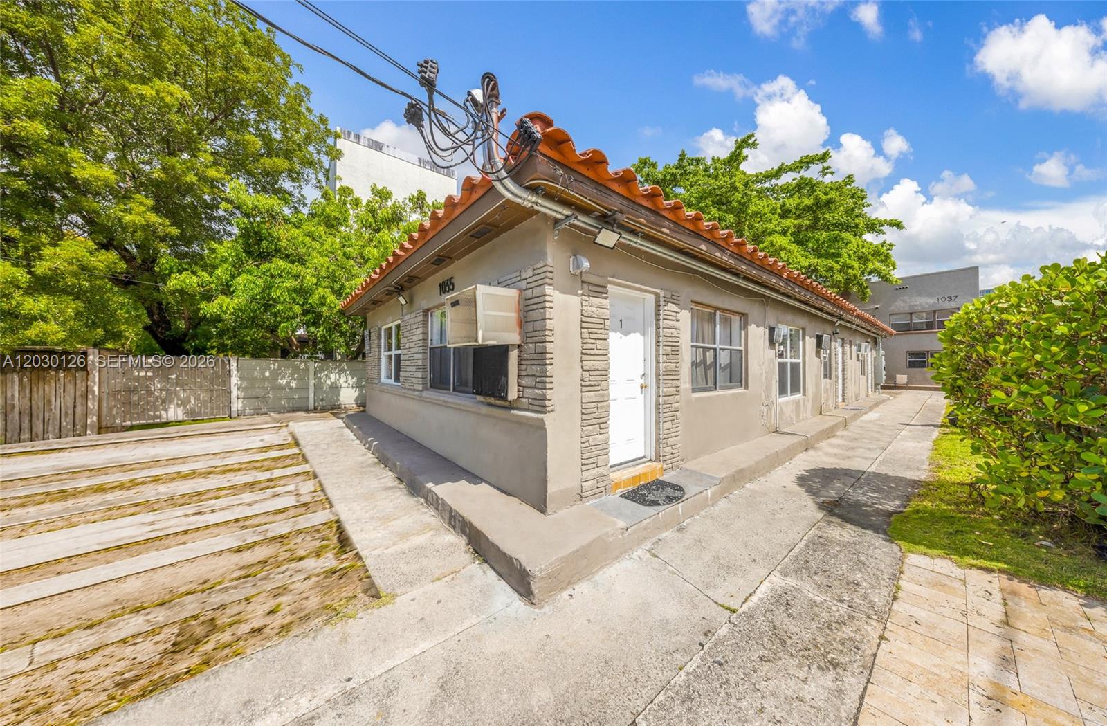 See details / sq. ft. $ 2026-06-03 0 Photo