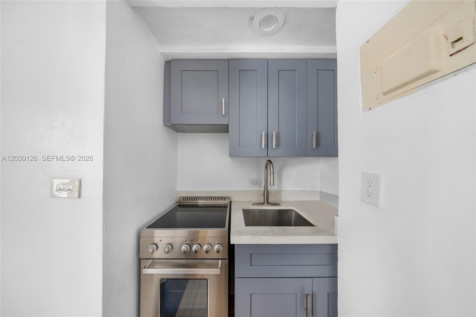 See details / sq. ft. $ 2026-06-03 0 Photo