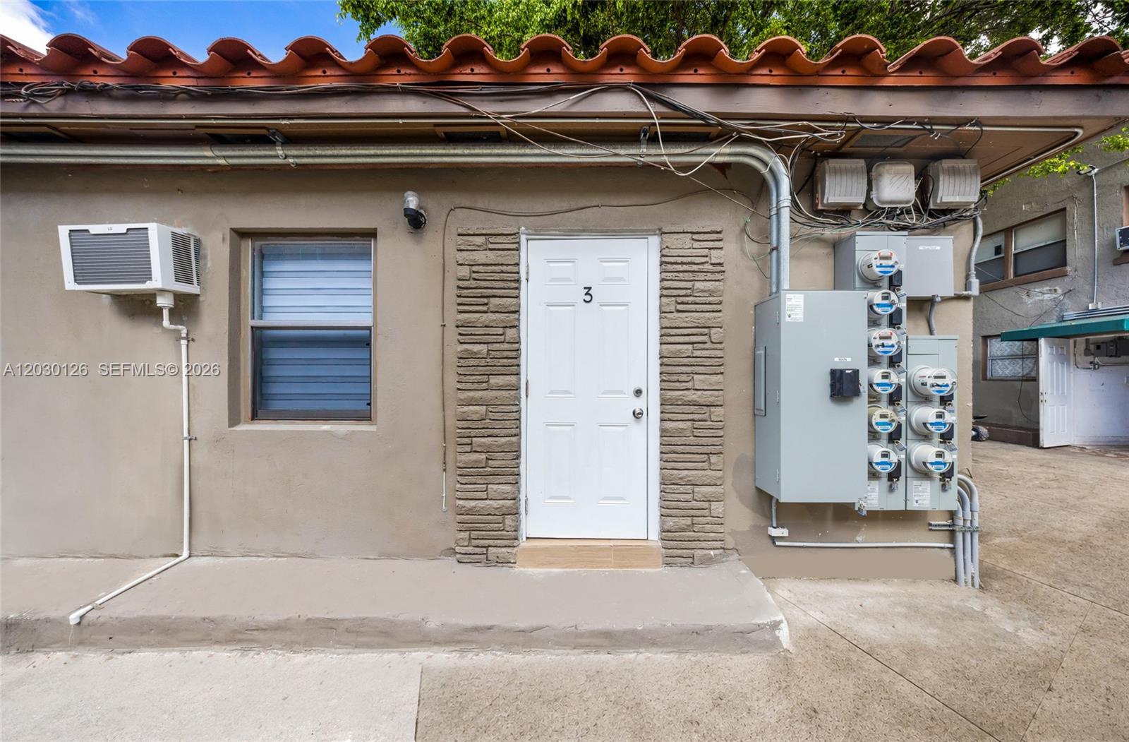 See details / sq. ft. $ 2026-06-03 0 Photo