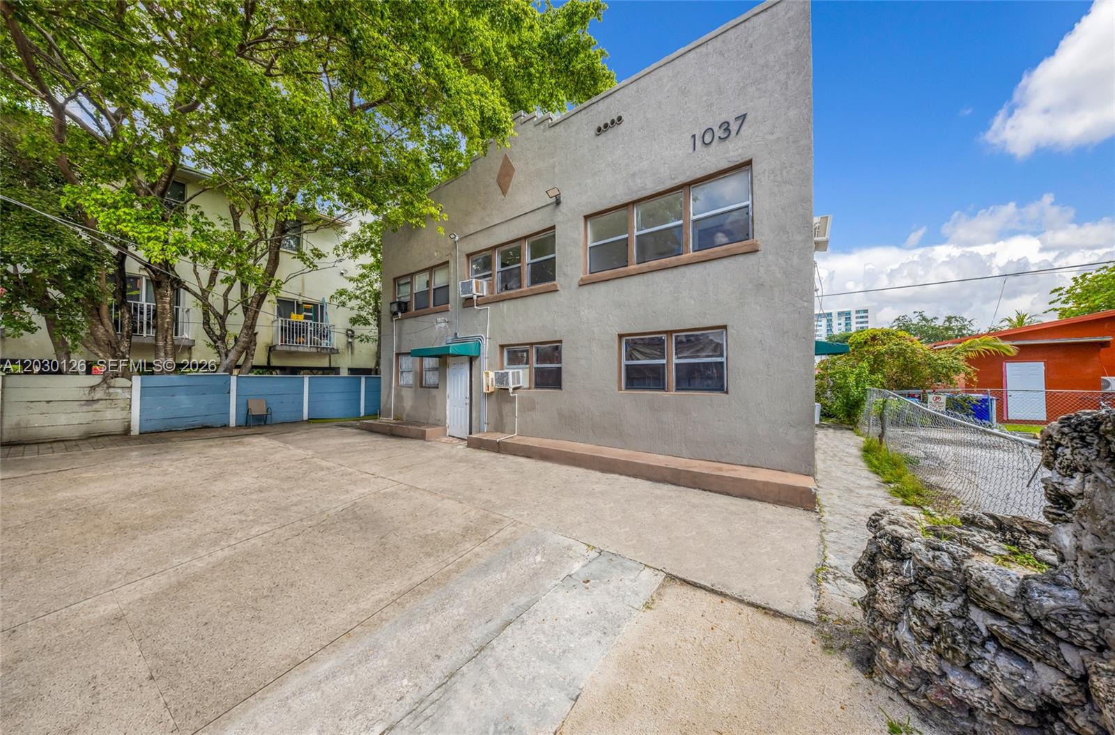 See details / sq. ft. $ 2026-06-03 0 Photo