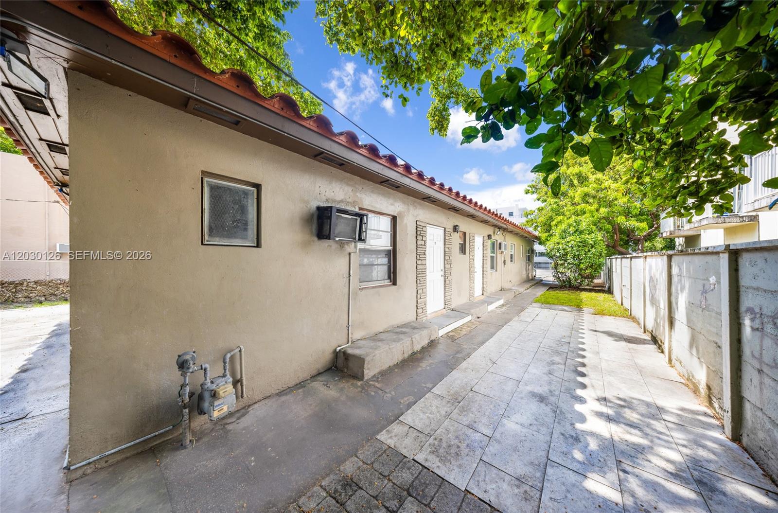 See details / sq. ft. $ 2026-06-03 0 Photo