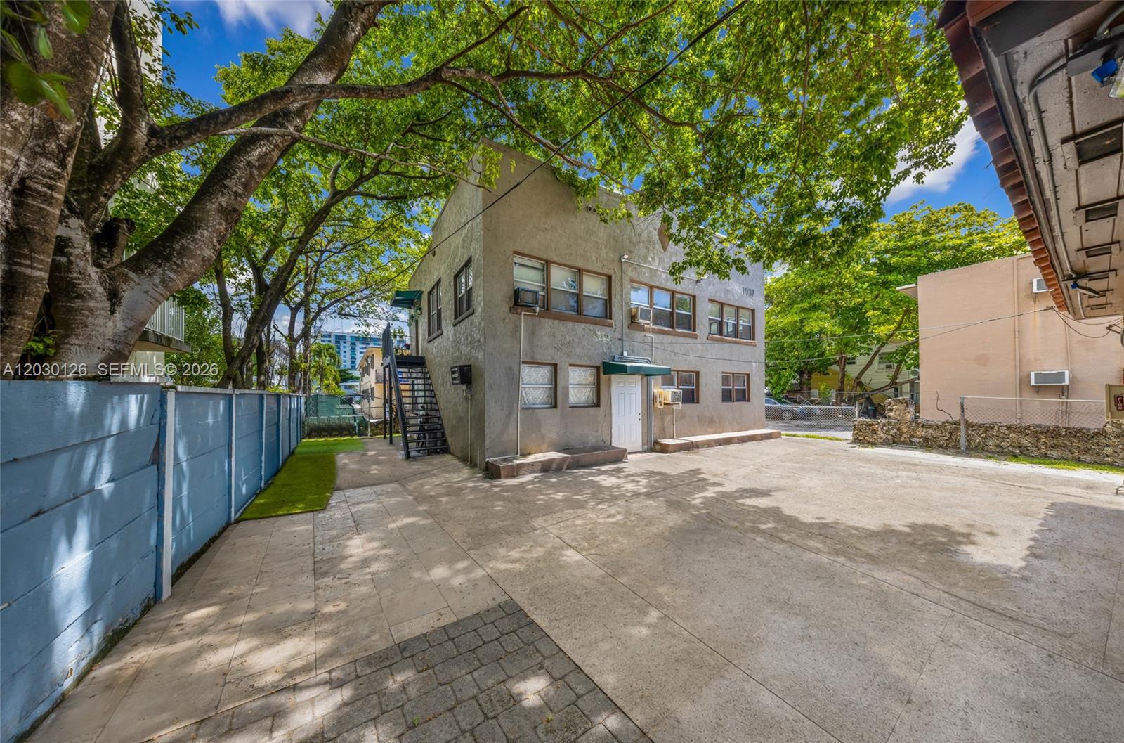 See details / sq. ft. $ 2026-06-03 0 Photo