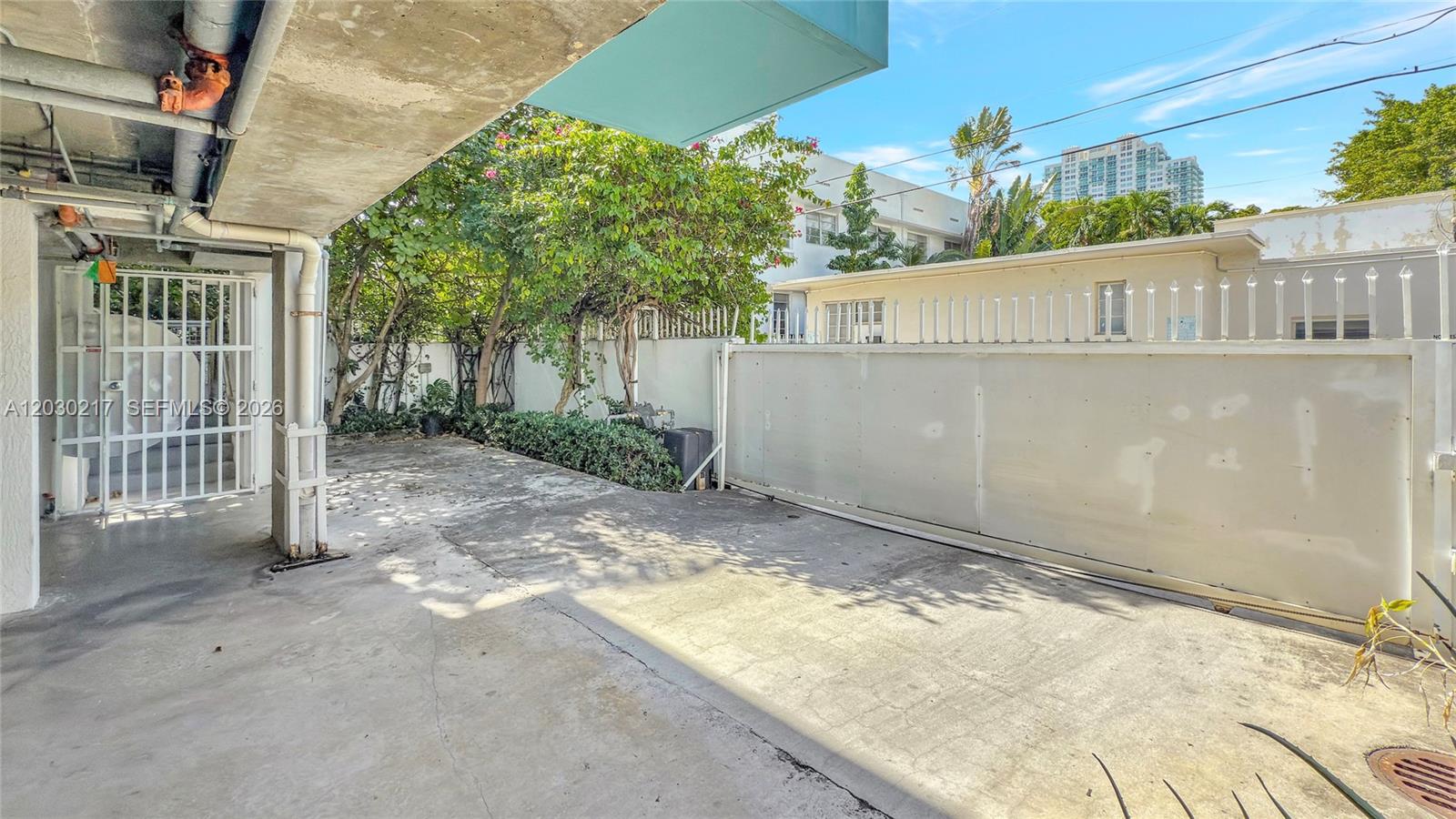 See details / 2809 sq. ft. $ 2026-06-03 0 Photo