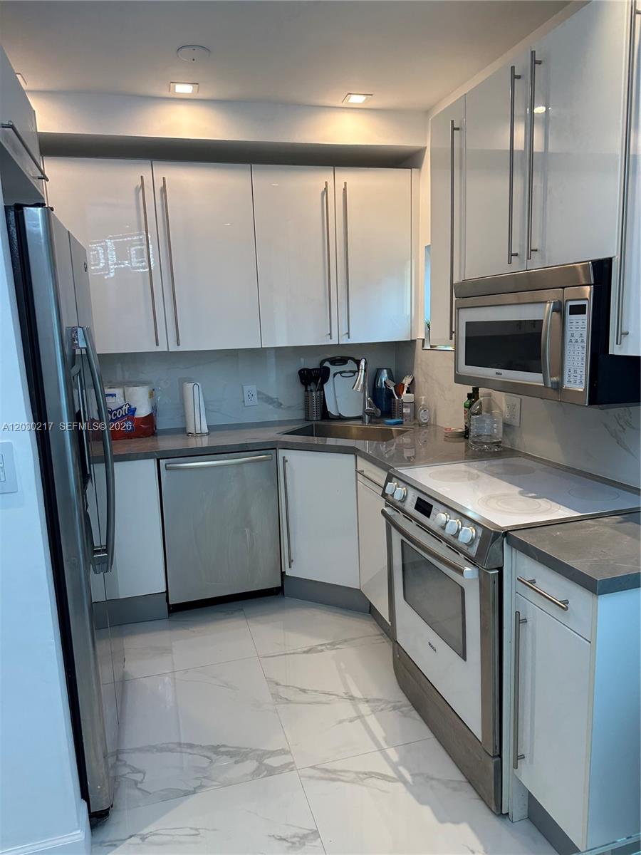 See details / 2809 sq. ft. $ 2026-06-03 0 Photo