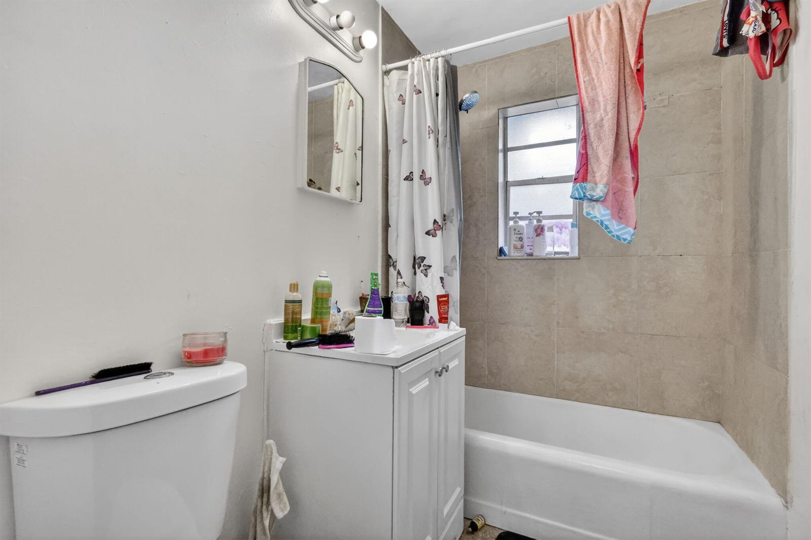   / 0 1222 sq. ft. $ 2026-06-20 0 foto