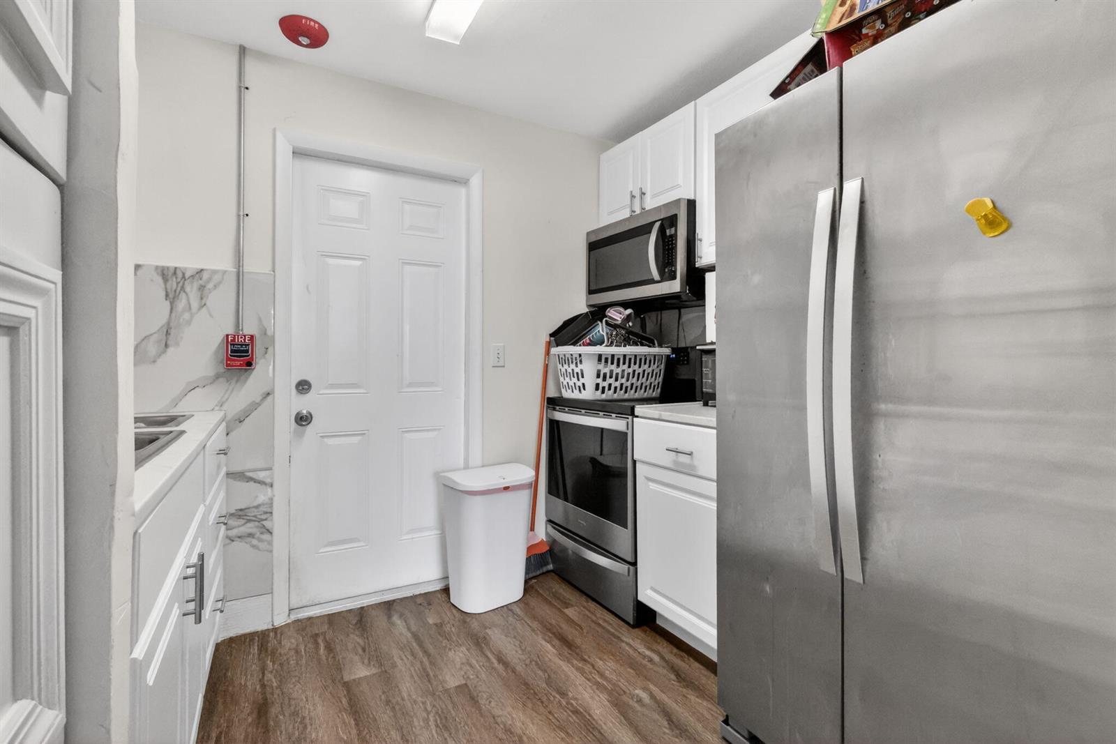   / 0 1222 sq. ft. $ 2026-06-20 0 foto