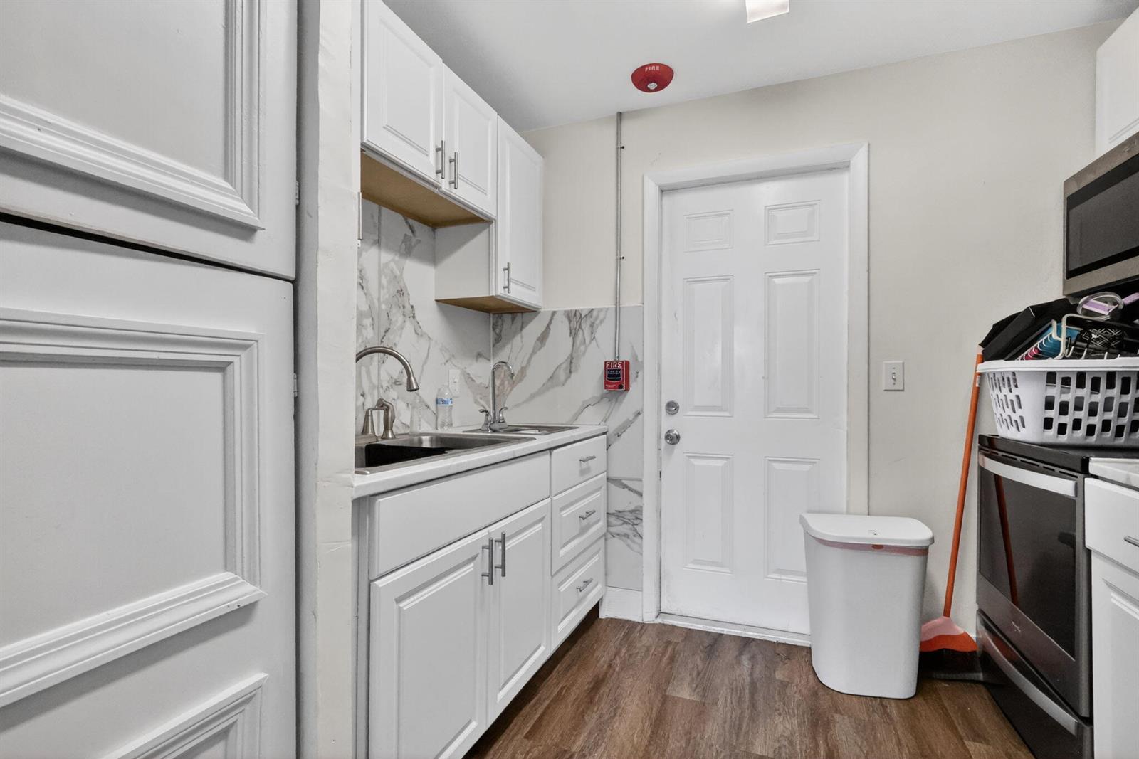   / 0 1222 sq. ft. $ 2026-06-20 0 foto