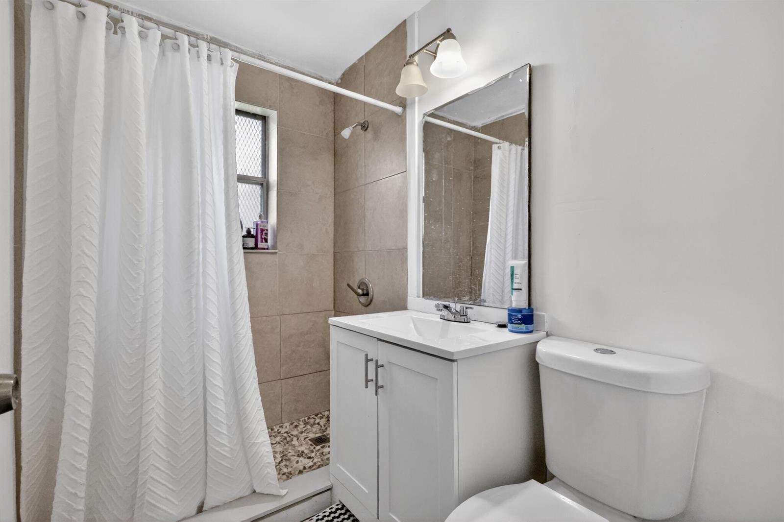   / 0 1222 sq. ft. $ 2026-06-20 0 foto