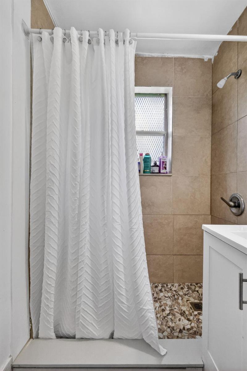   / 0 1222 sq. ft. $ 2026-06-20 0 foto