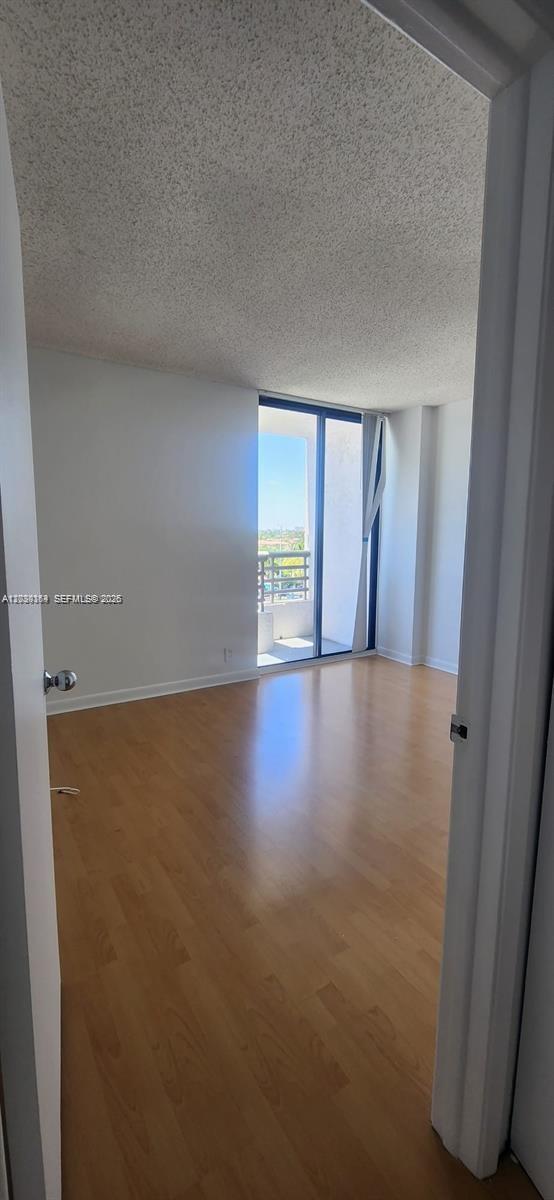 Photo of 3300 191st St  #818, Aventura, Florida, 33180 - 