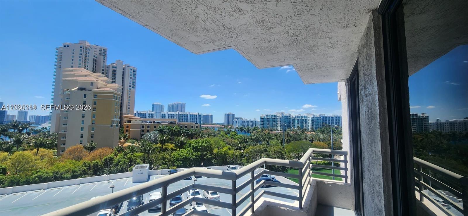 Photo of 3300 191st St  #818, Aventura, Florida, 33180 - 