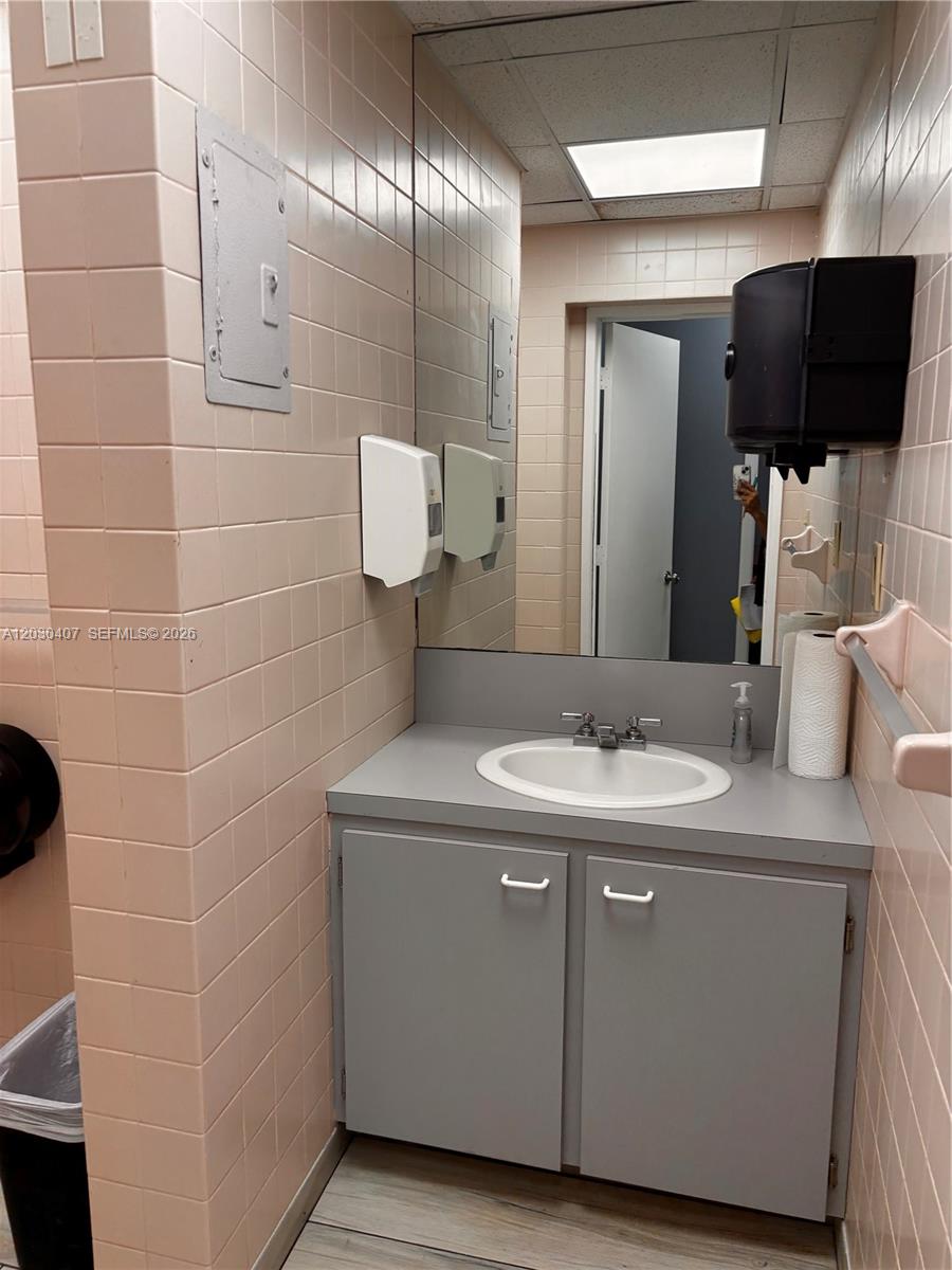   /   sq. ft. $ 2026-06-29 0 Photo