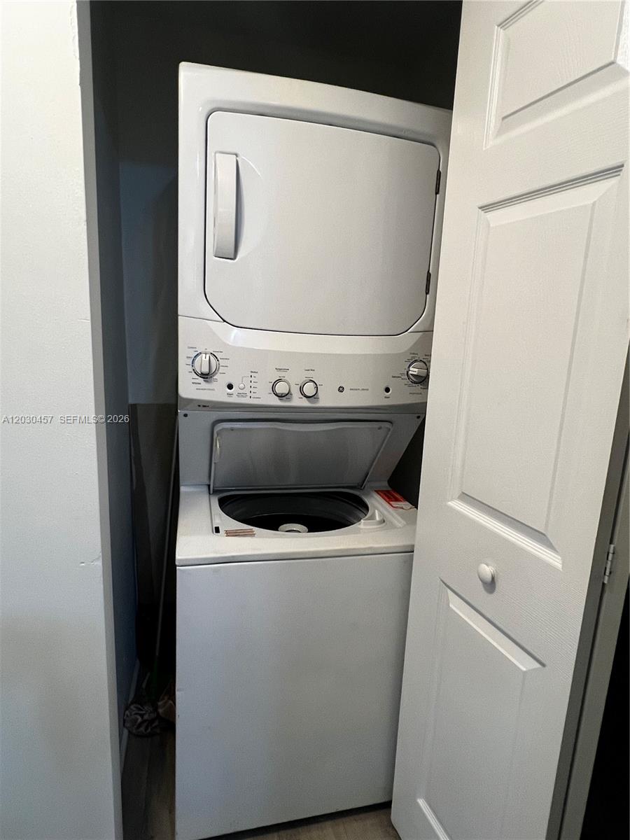 Photo of 140 Dixie Hwy  #716, Hollywood, Florida, 33020 - 