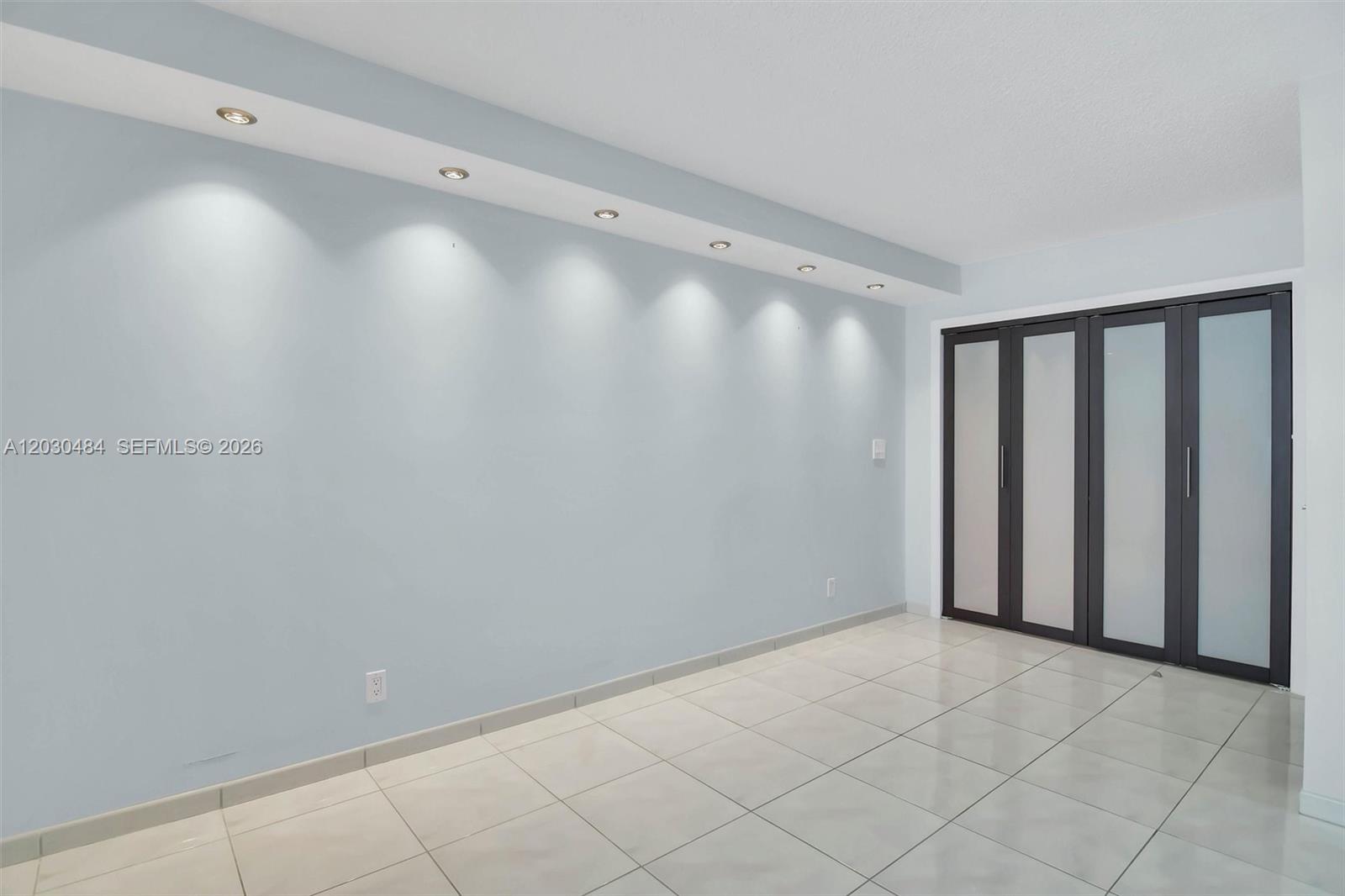 Photo of 812 26th Ave (812), Hallandale Beach, Florida, 33009 -
