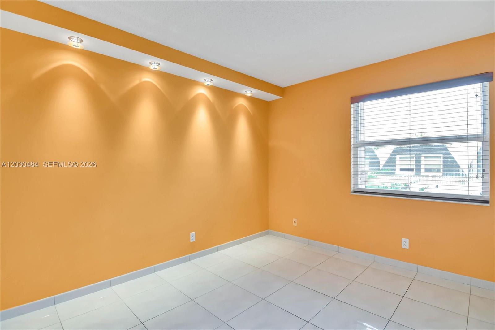 Photo of 812 26th Ave (812), Hallandale Beach, Florida, 33009 -