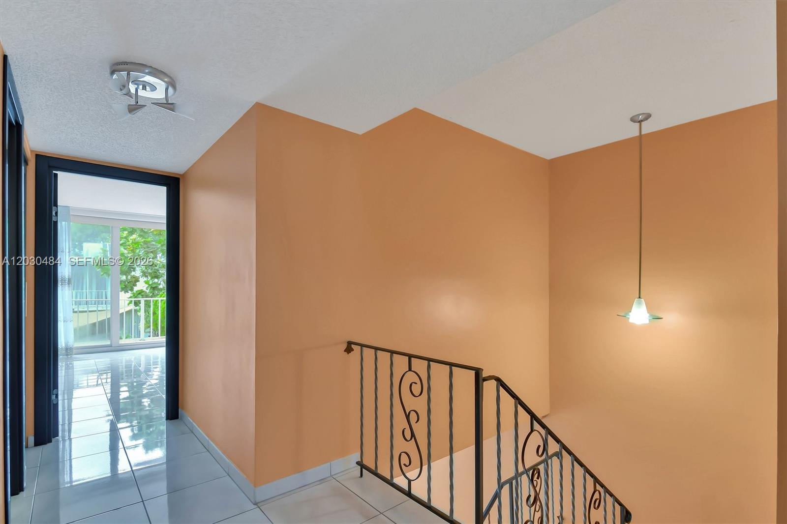 Photo of 812 26th Ave (812), Hallandale Beach, Florida, 33009 -