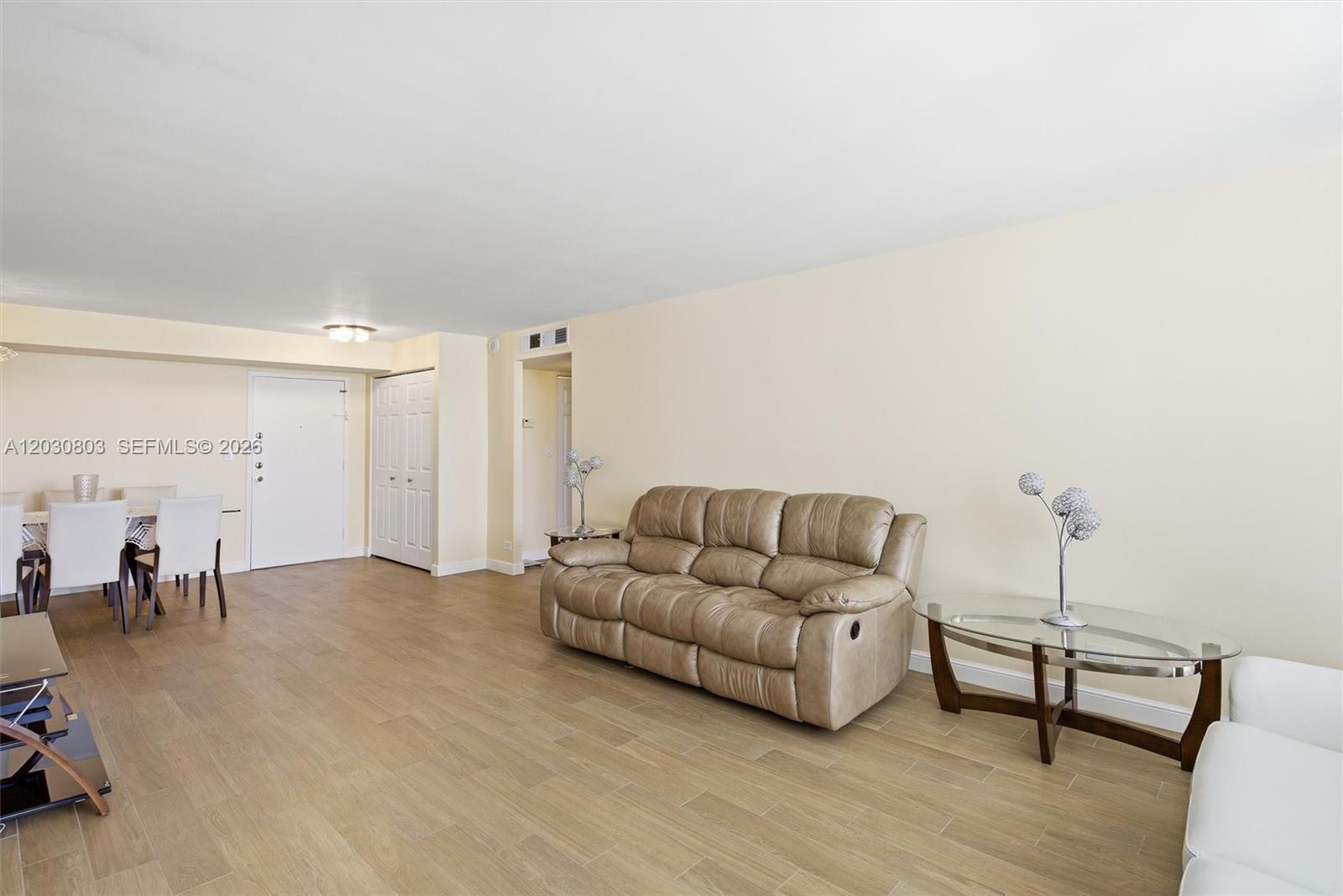 See details 901 2 / 2 1488 sq. ft. $ 2026-06-04 0 Photo