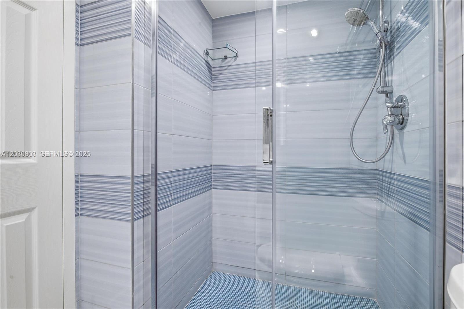 See details 901 2 / 2 1488 sq. ft. $ 2026-06-04 0 Photo