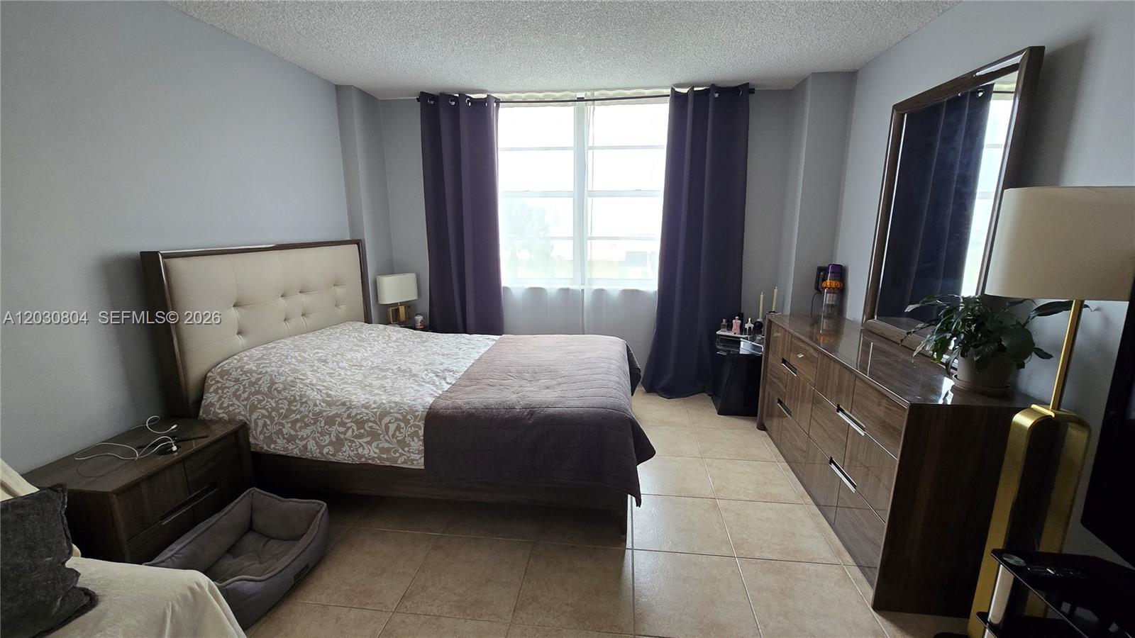See details 314 1 / 2 943 sq. ft. $ 2026-06-04 0 Photo