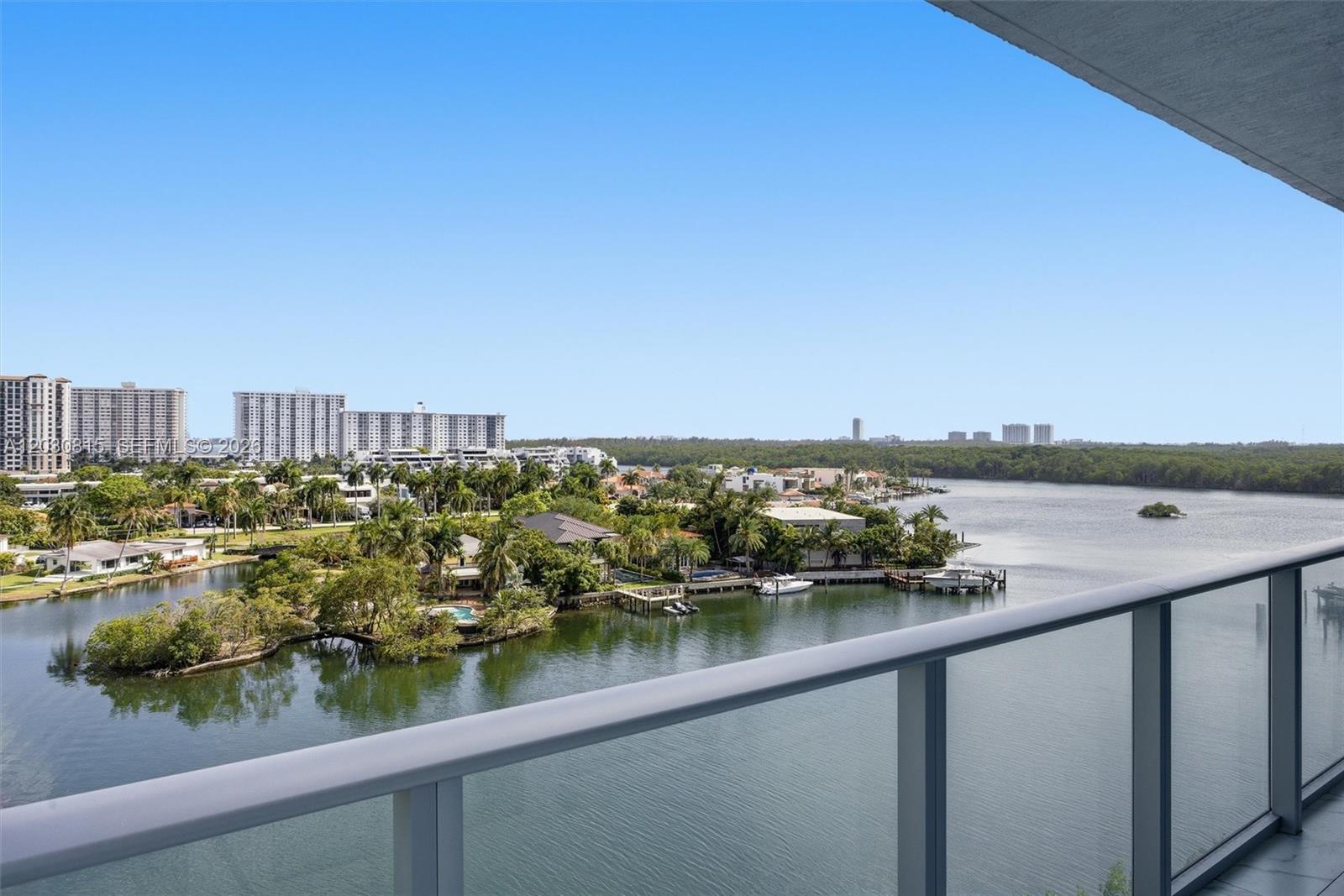 See details 5-708 3 / 4 1892 sq. ft. $ 2026-06-04 0 Photo