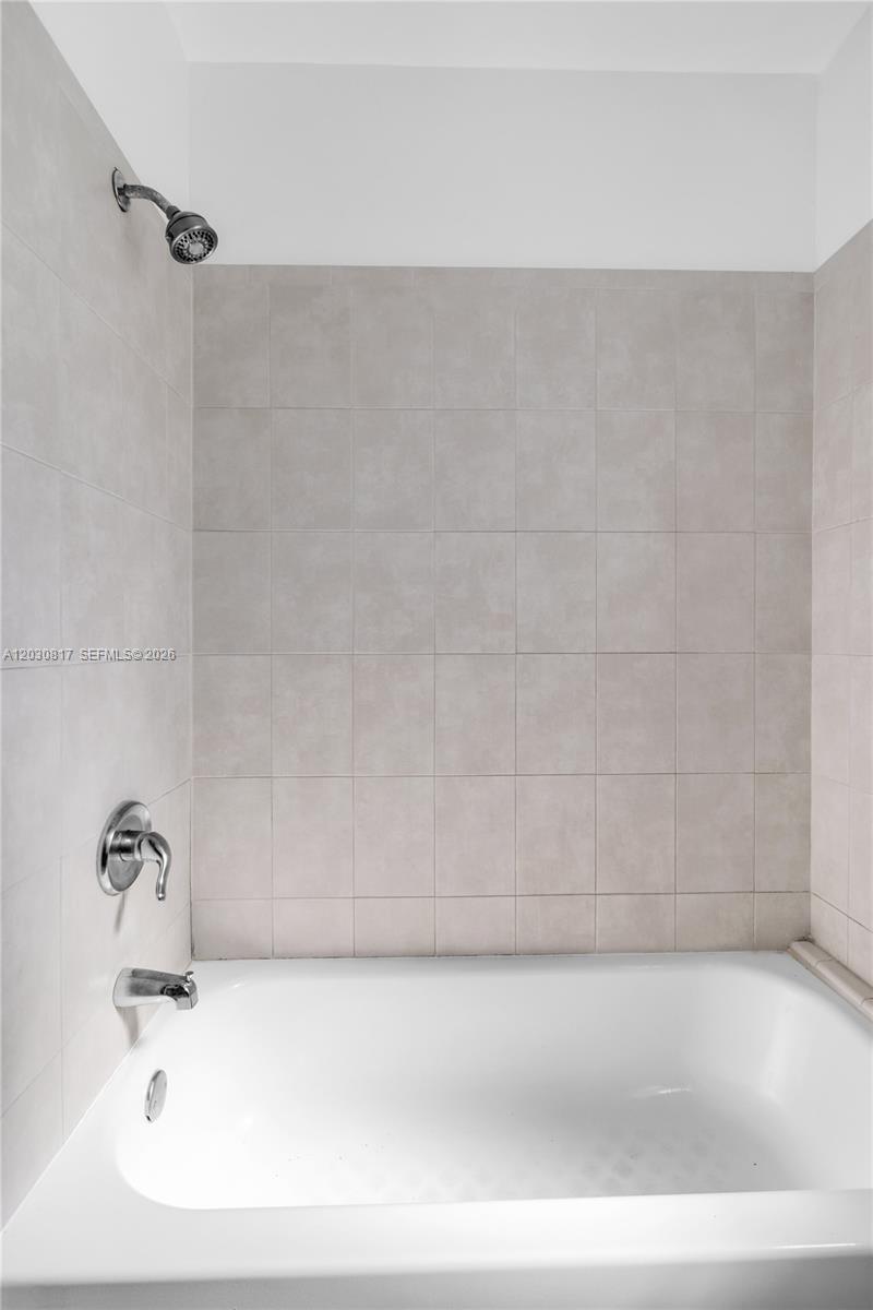   /  1274 sq. ft. $ 2026-06-04 0 Photo
