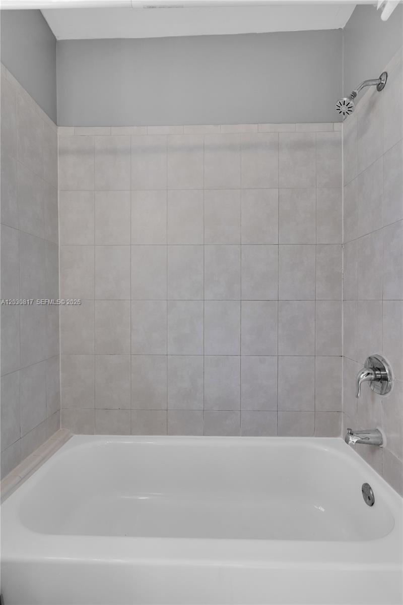   /  1274 sq. ft. $ 2026-06-04 0 Photo