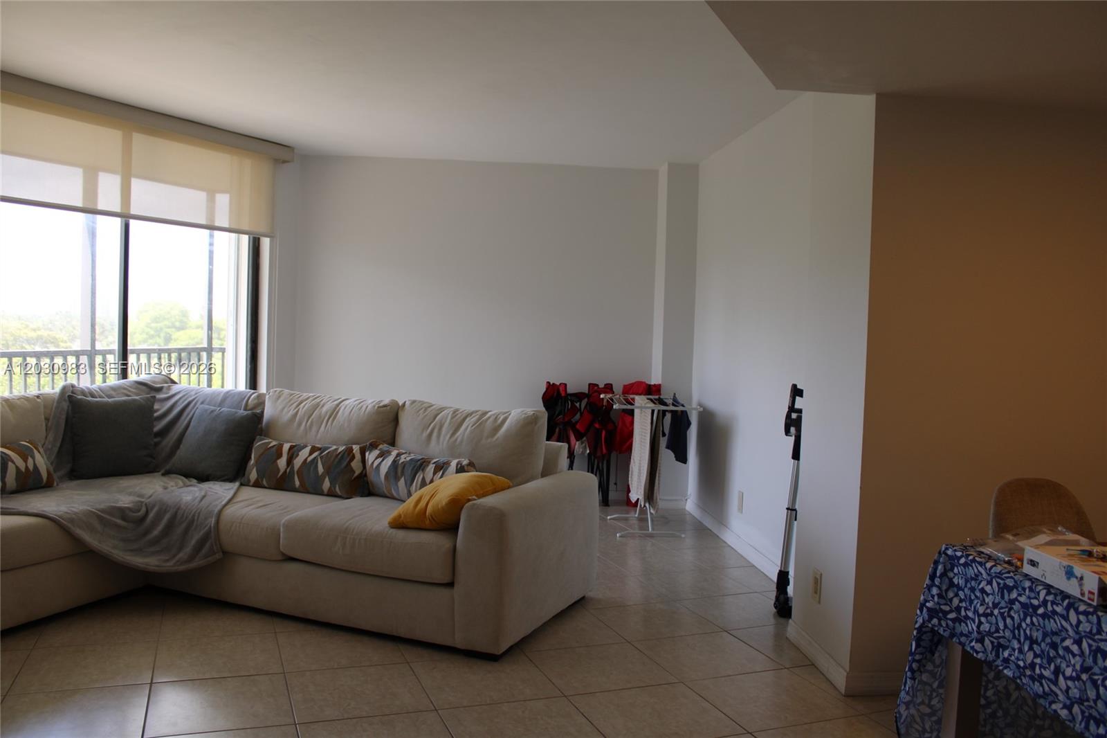 Photo of 3475 Country Club Dr  #608, Aventura, Florida, 33180 - 