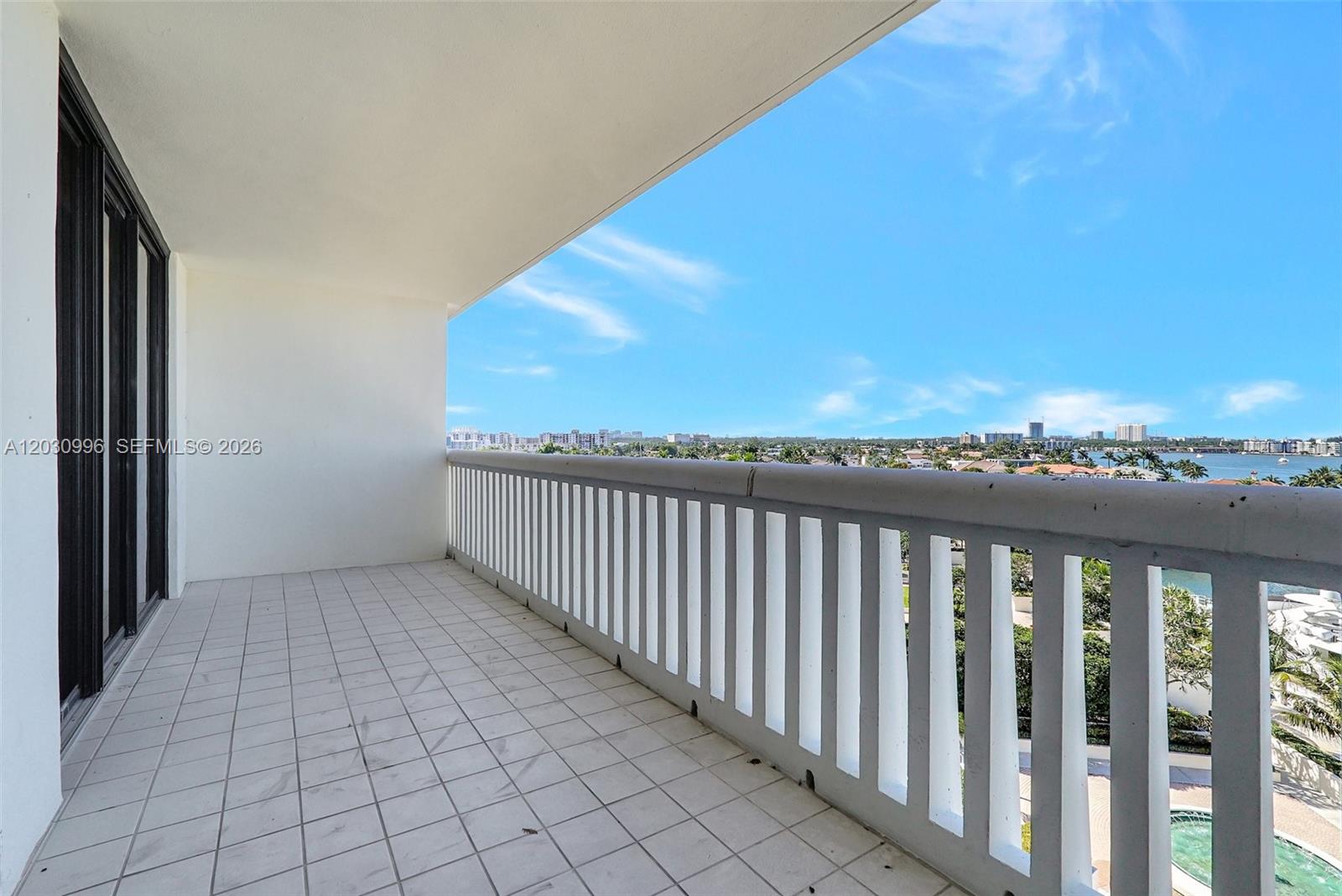 707 3 / 3 1520 sq. ft. $ 2026-06-04 0 Photo
