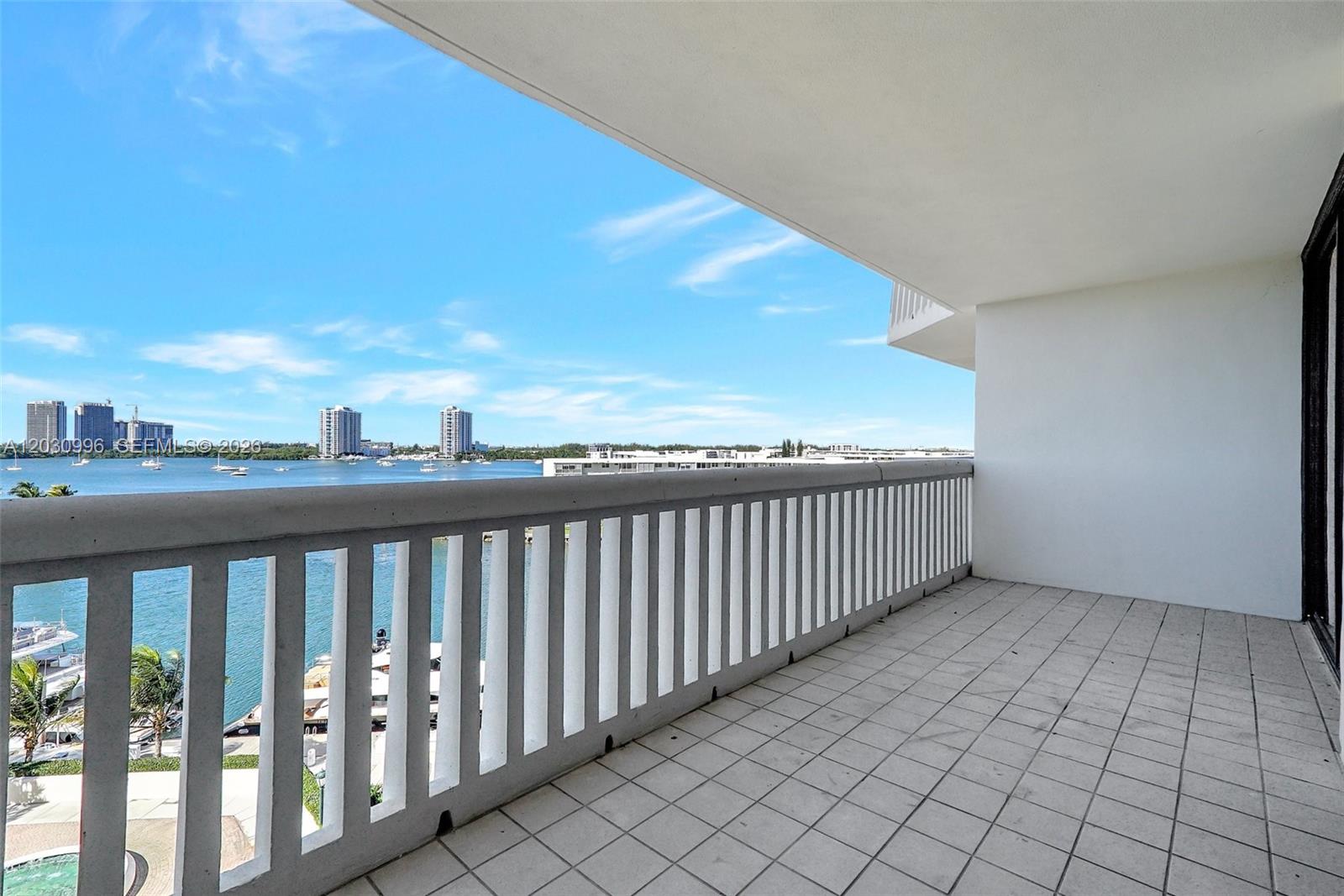 707 3 / 3 1520 sq. ft. $ 2026-06-04 0 Photo