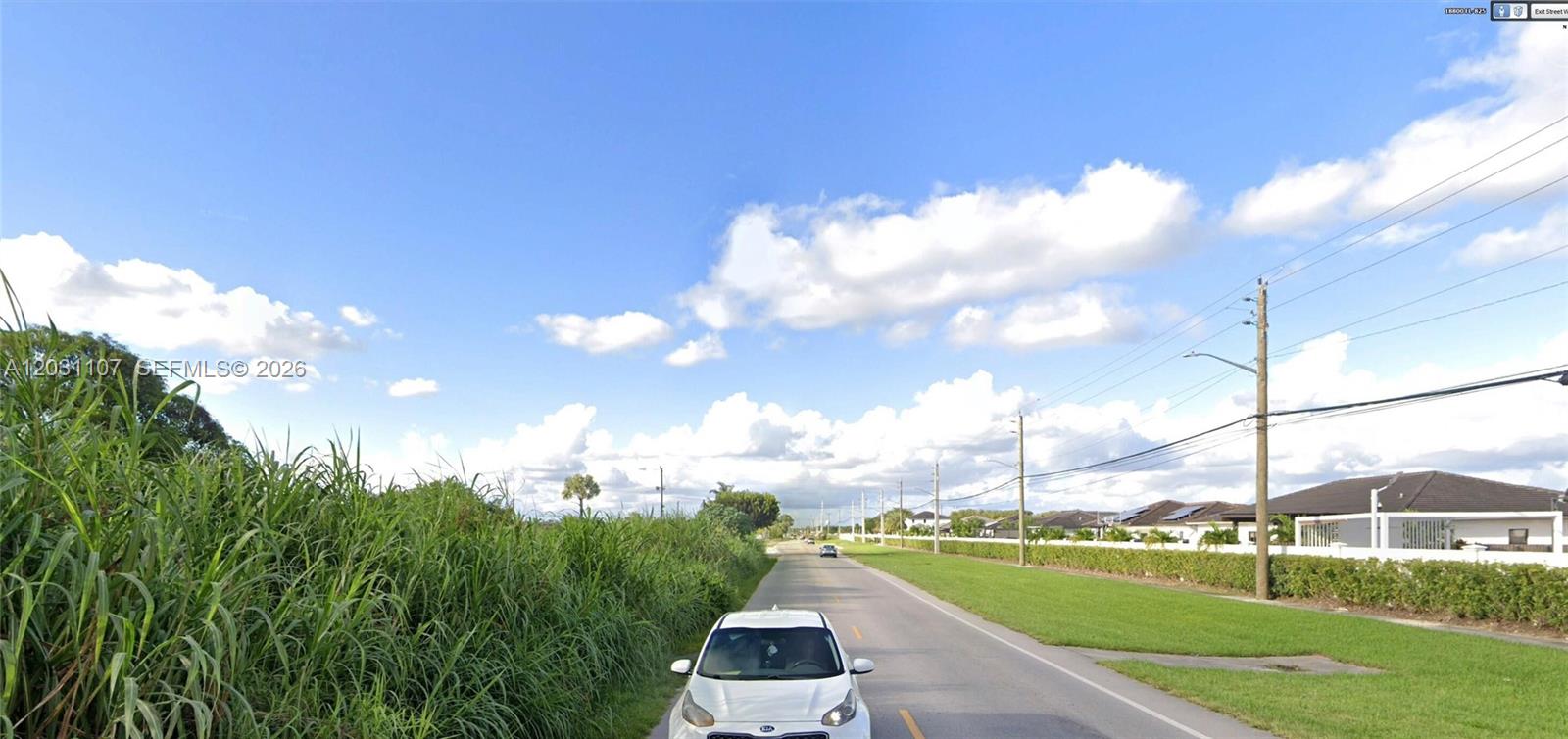Ver detalles / sq. ft. $ 2026-06-04 0 foto