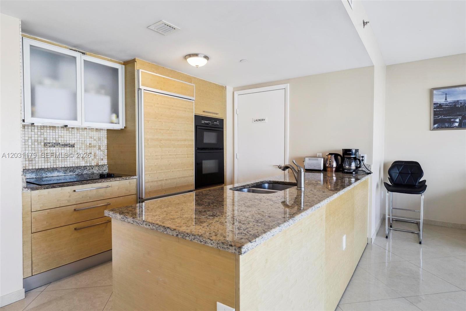 907 1 / 1 871 sq. ft. $ 2026-06-04 0 Photo