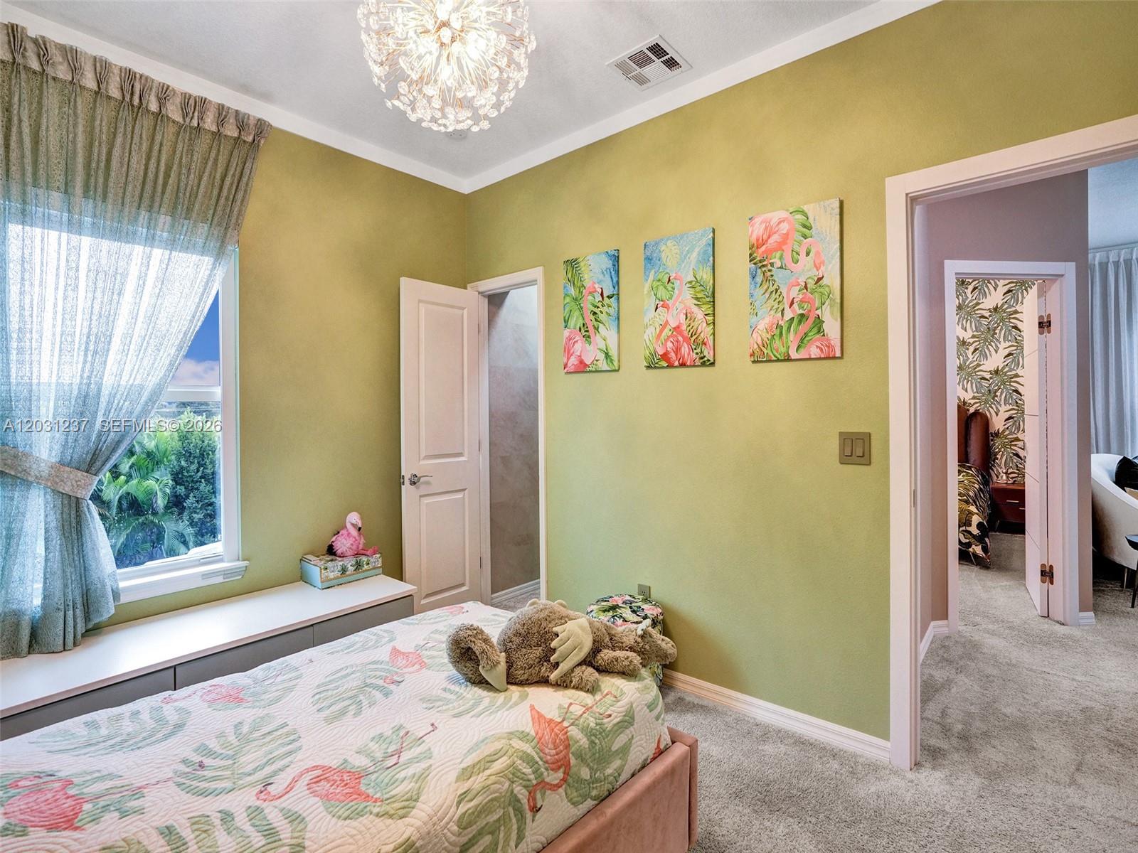 Ver detalles 4414 3 / 3 1881 sq. ft. $ 2026-06-04 0 foto