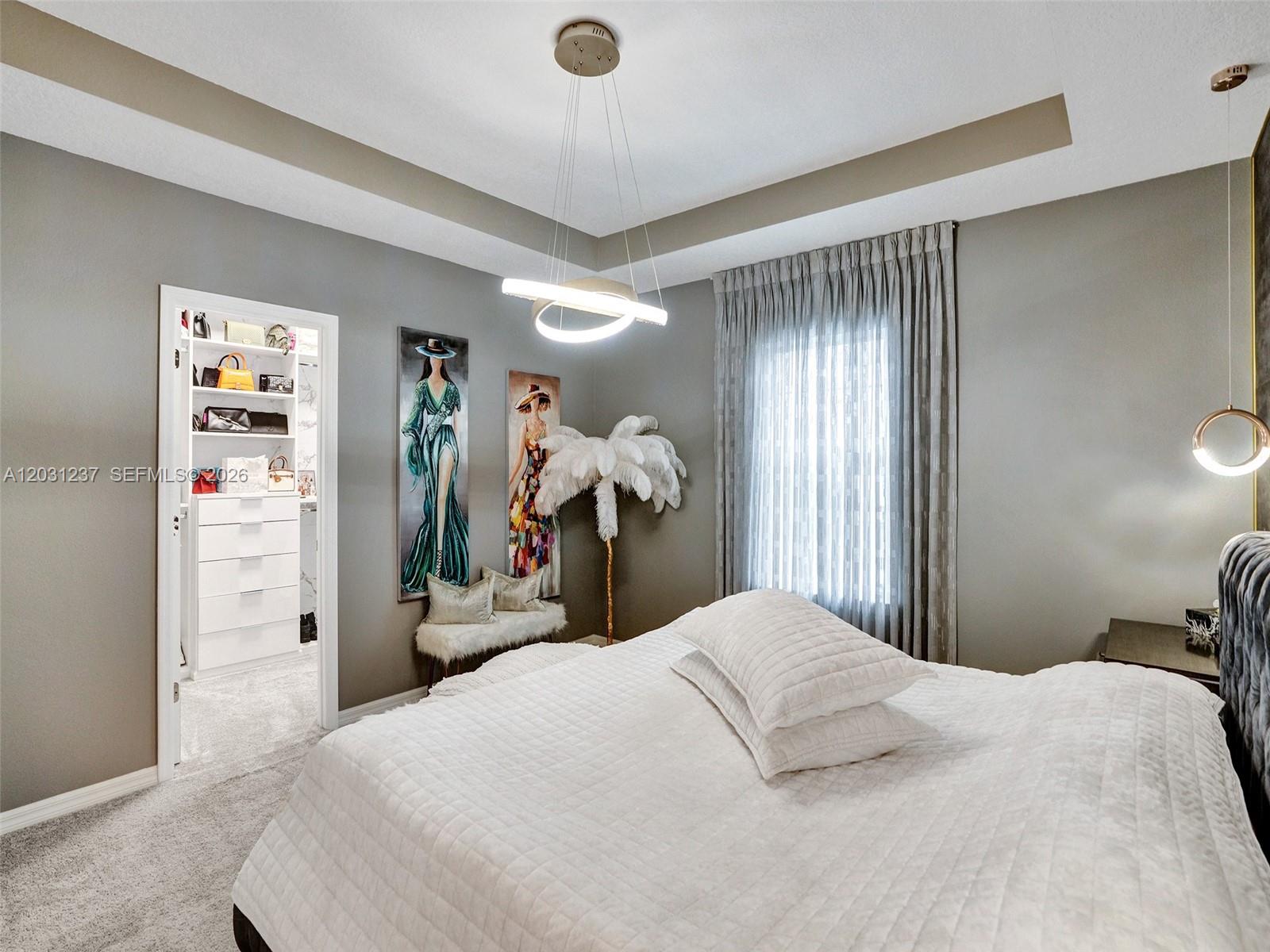 Ver detalles 4414 3 / 3 1881 sq. ft. $ 2026-06-04 0 foto