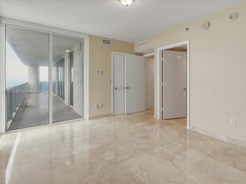 3101 3 / 4 2078 sq. ft. $ 2026-06-04 0 Photo