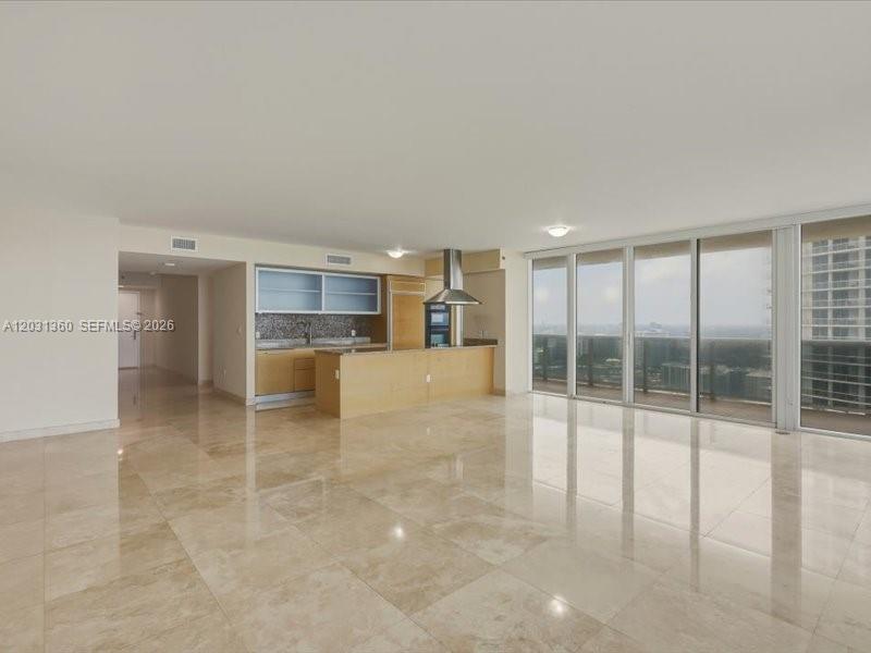 3101 3 / 4 2078 sq. ft. $ 2026-06-04 0 Photo