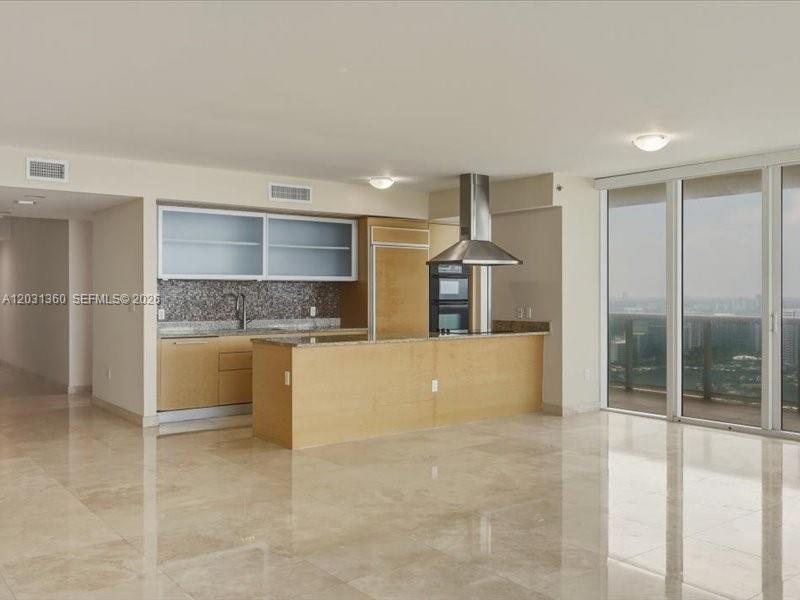 3101 3 / 4 2078 sq. ft. $ 2026-06-04 0 Photo