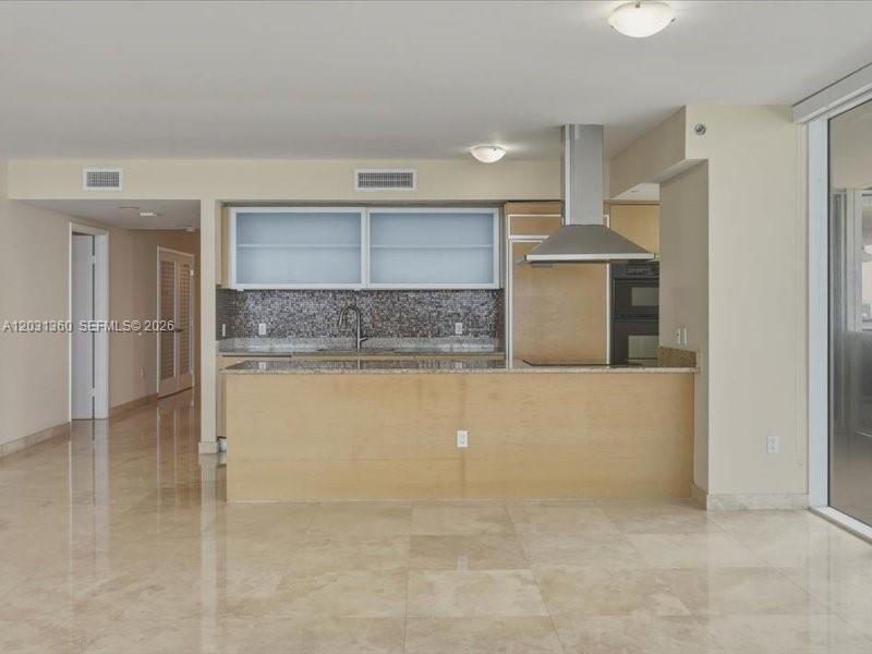 3101 3 / 4 2078 sq. ft. $ 2026-06-04 0 Photo