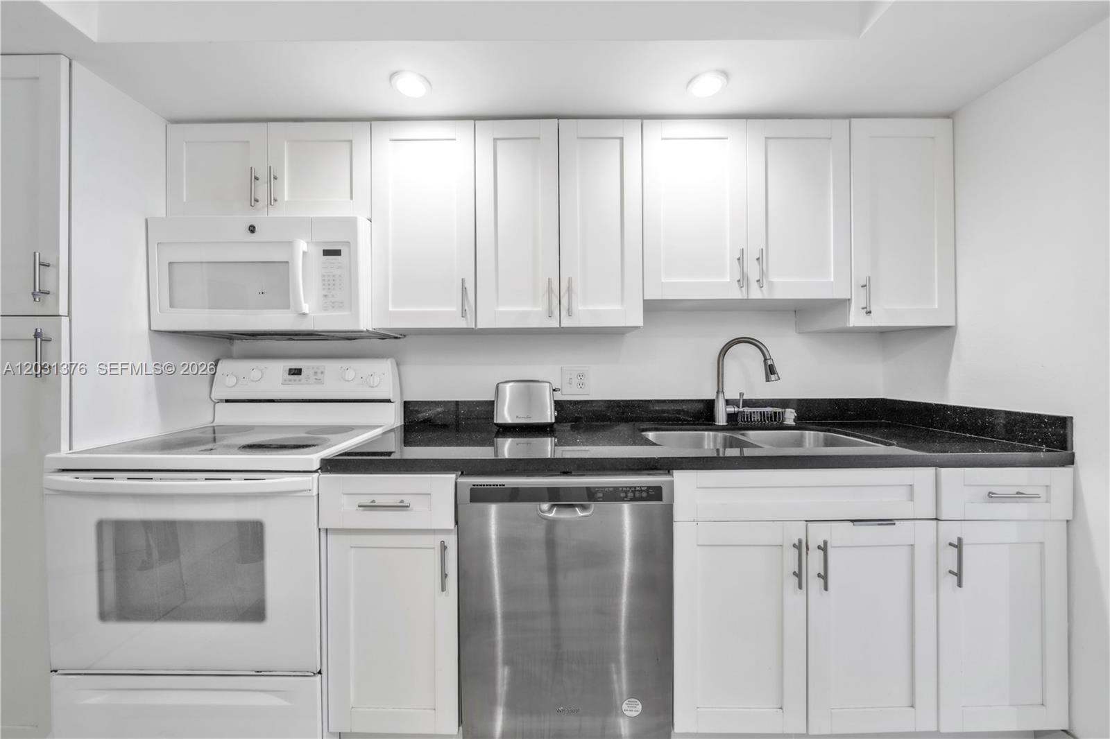 Photo of 2101 Ocean Dr  #204, Hollywood, Florida, 33019 - 