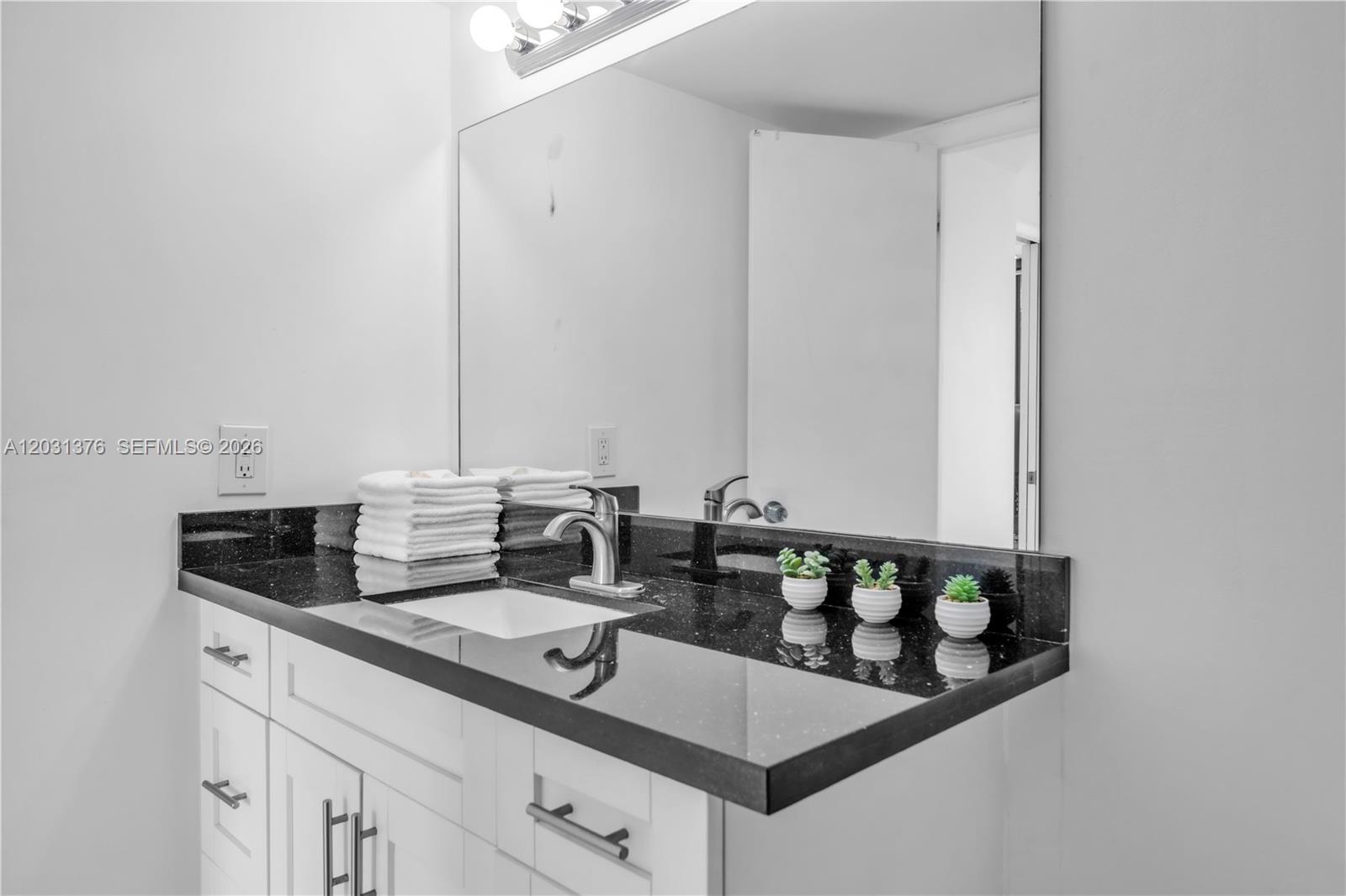 Photo of 2101 Ocean Dr  #204, Hollywood, Florida, 33019 - 