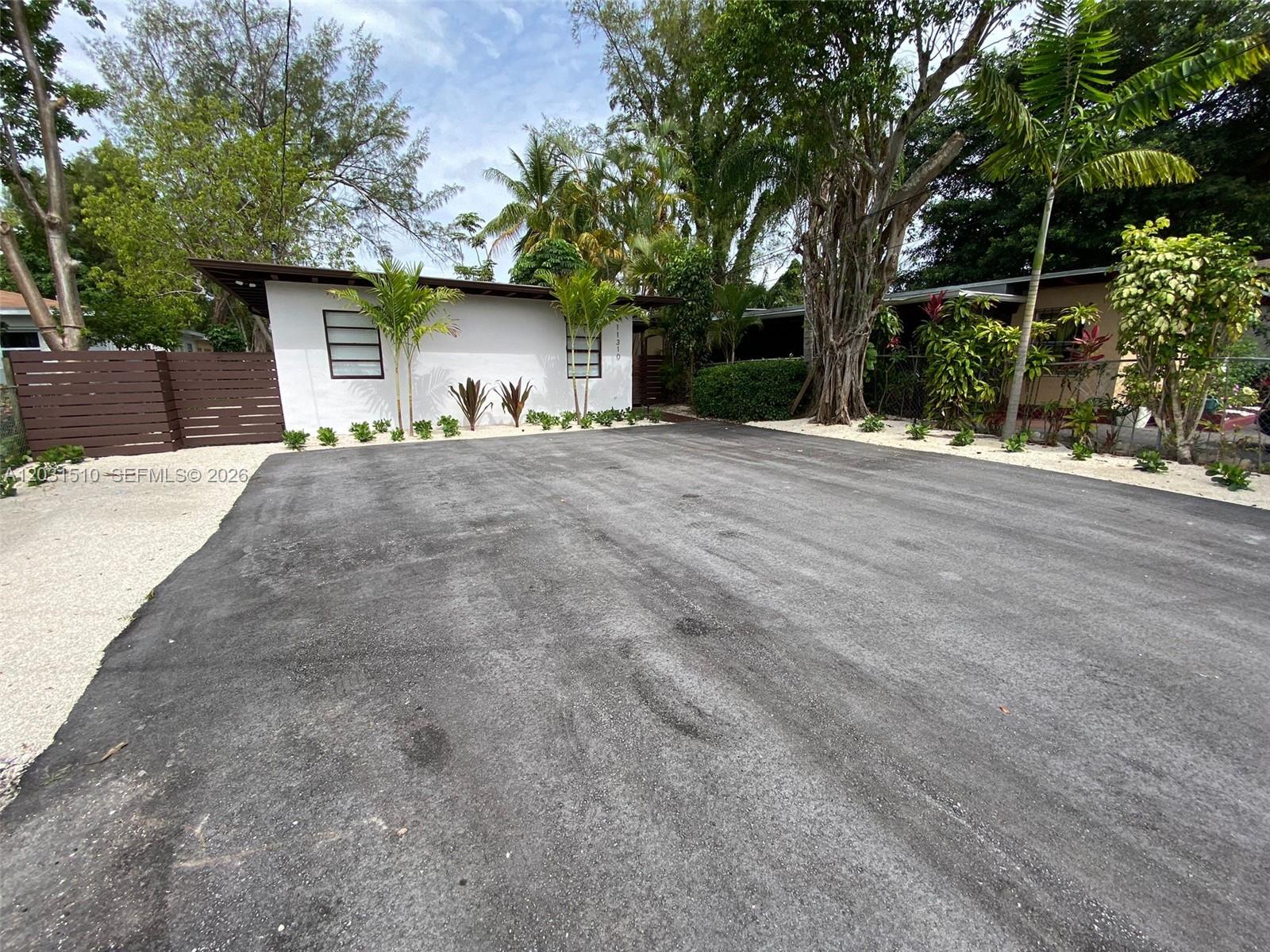 See details / 1204 sq. ft. $ 2026-06-04 0 Photo