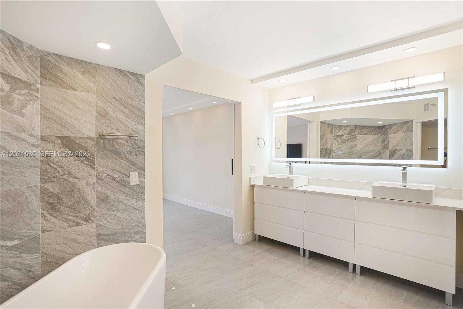 Photo of 3500 Mystic Pointe Dr #1206, Aventura, Florida, 33180 -