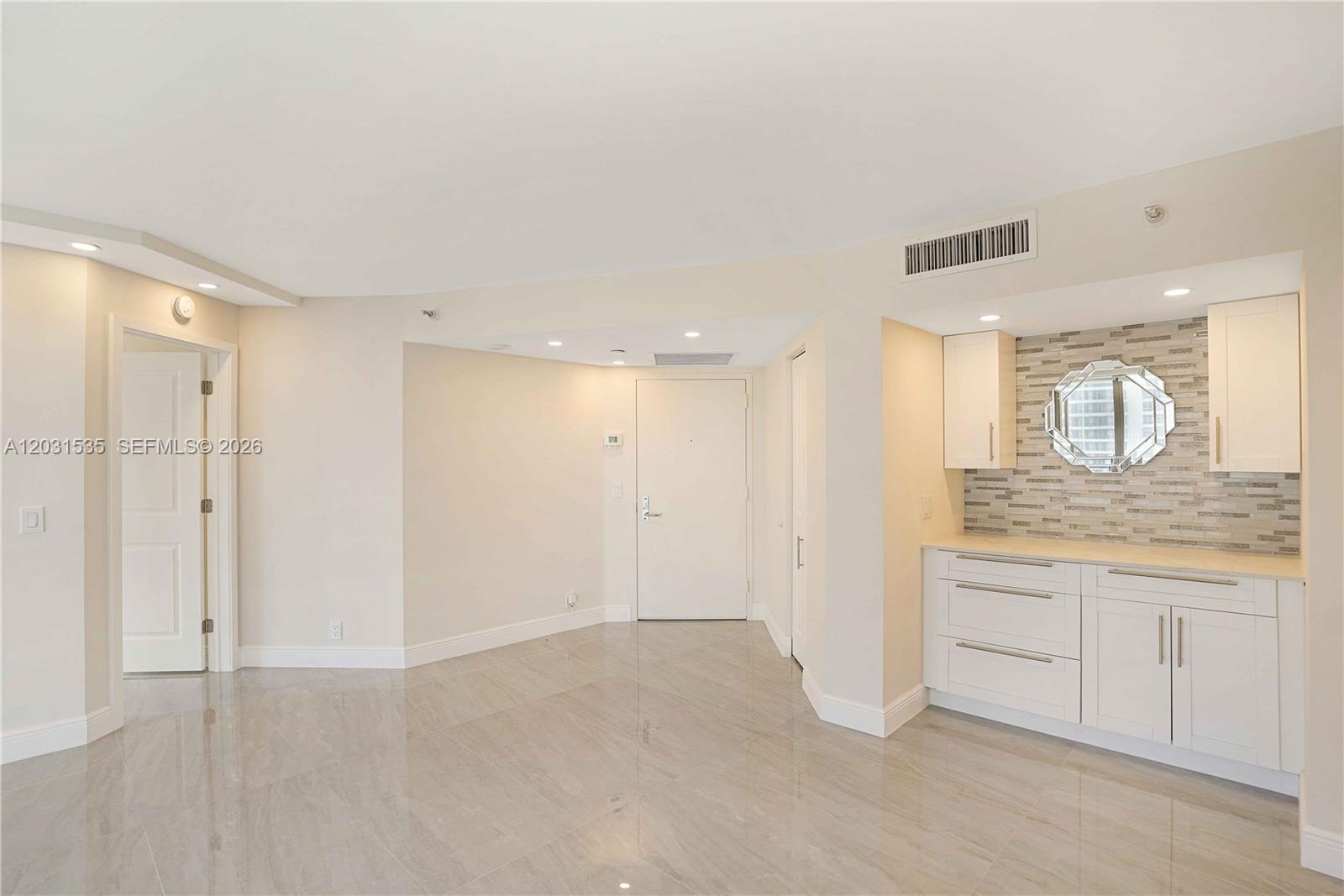 Photo of 3500 Mystic Pointe Dr #1206, Aventura, Florida, 33180 -